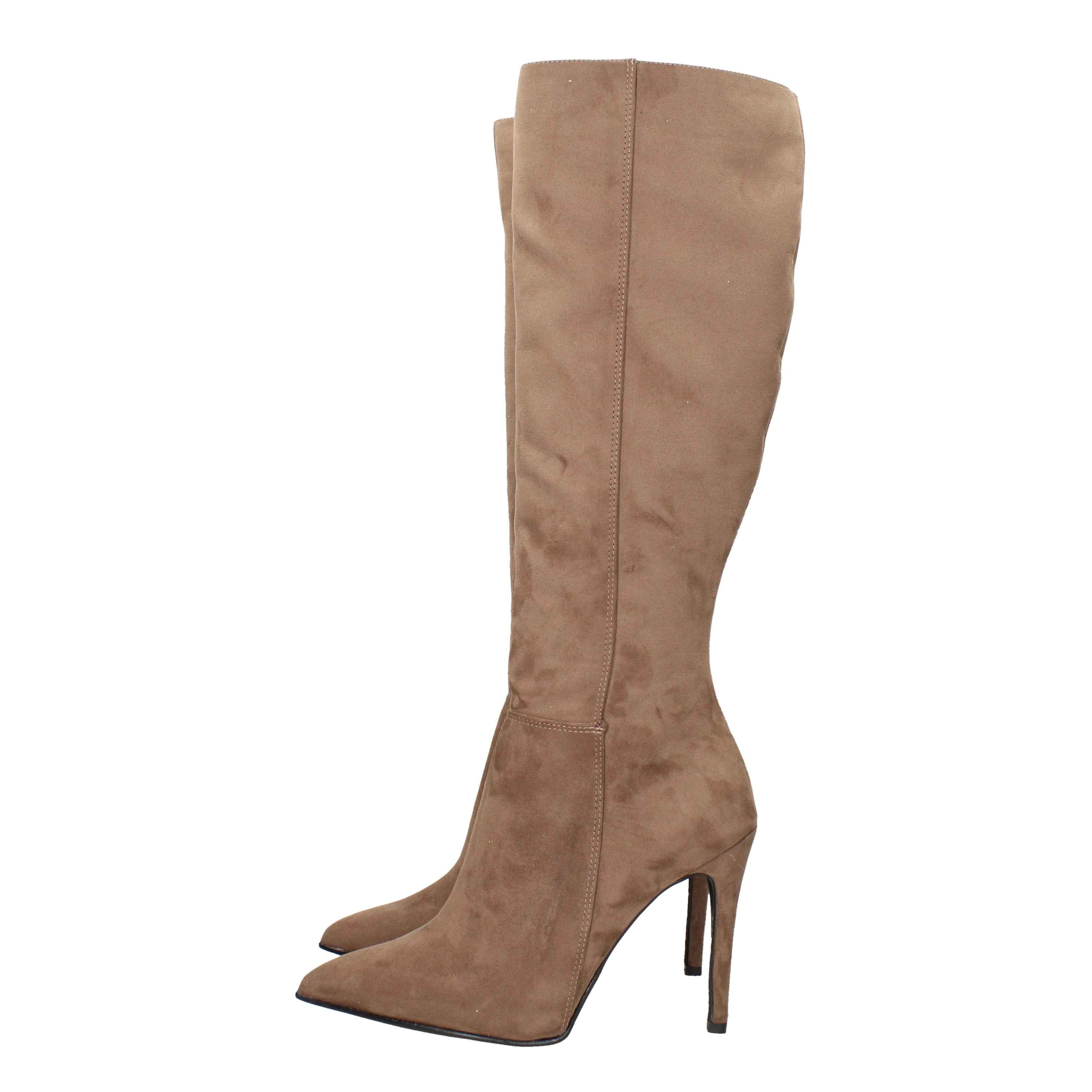 PREGUNTA - D 2221012 Stivale