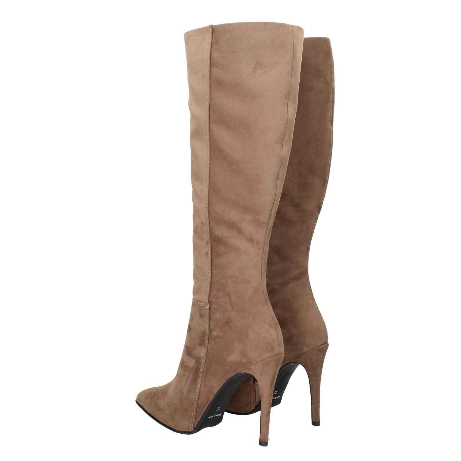 PREGUNTA - D 2221012 Stivale