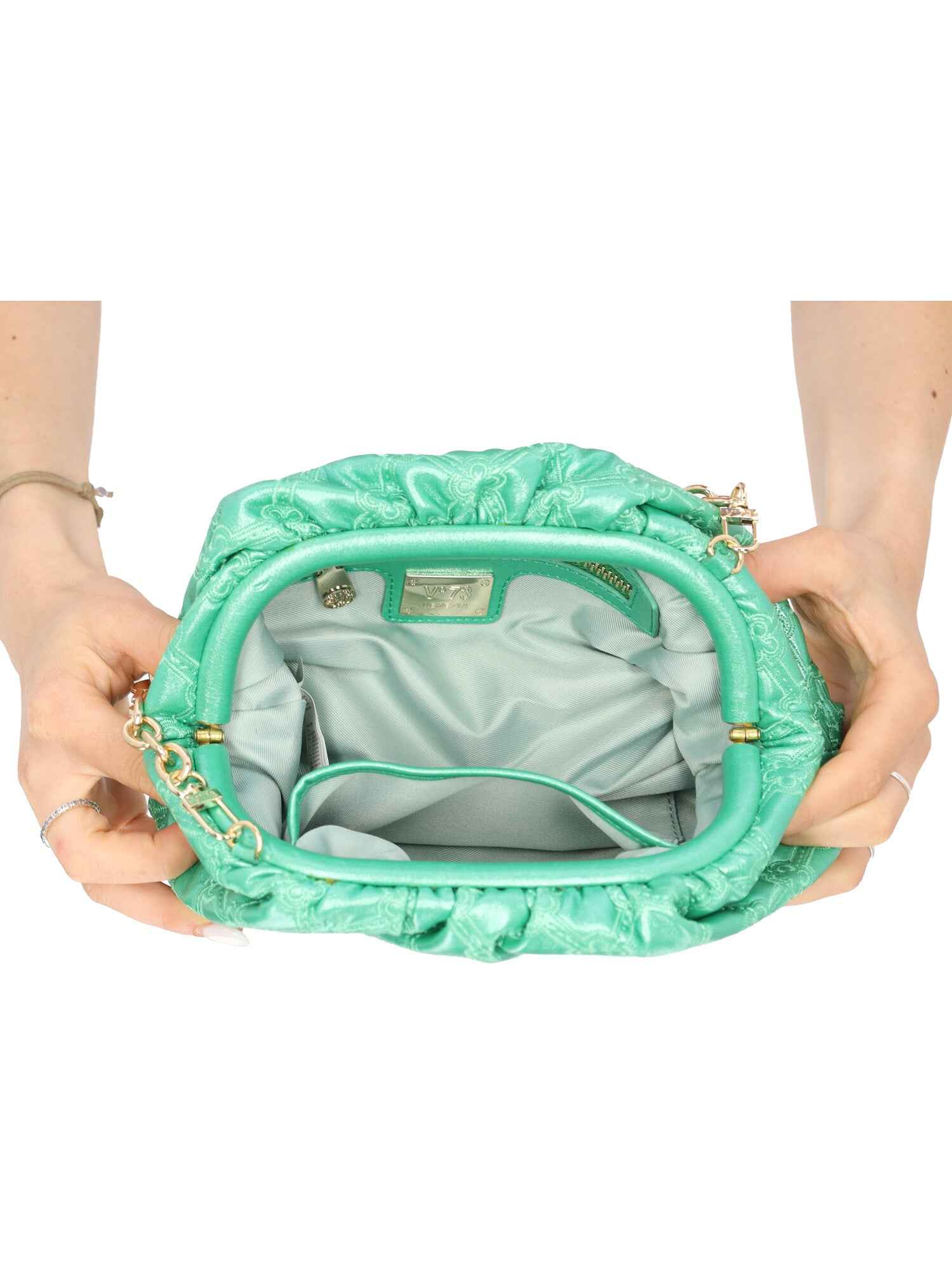 V°73 - D 73BS6UK02STD Borsa