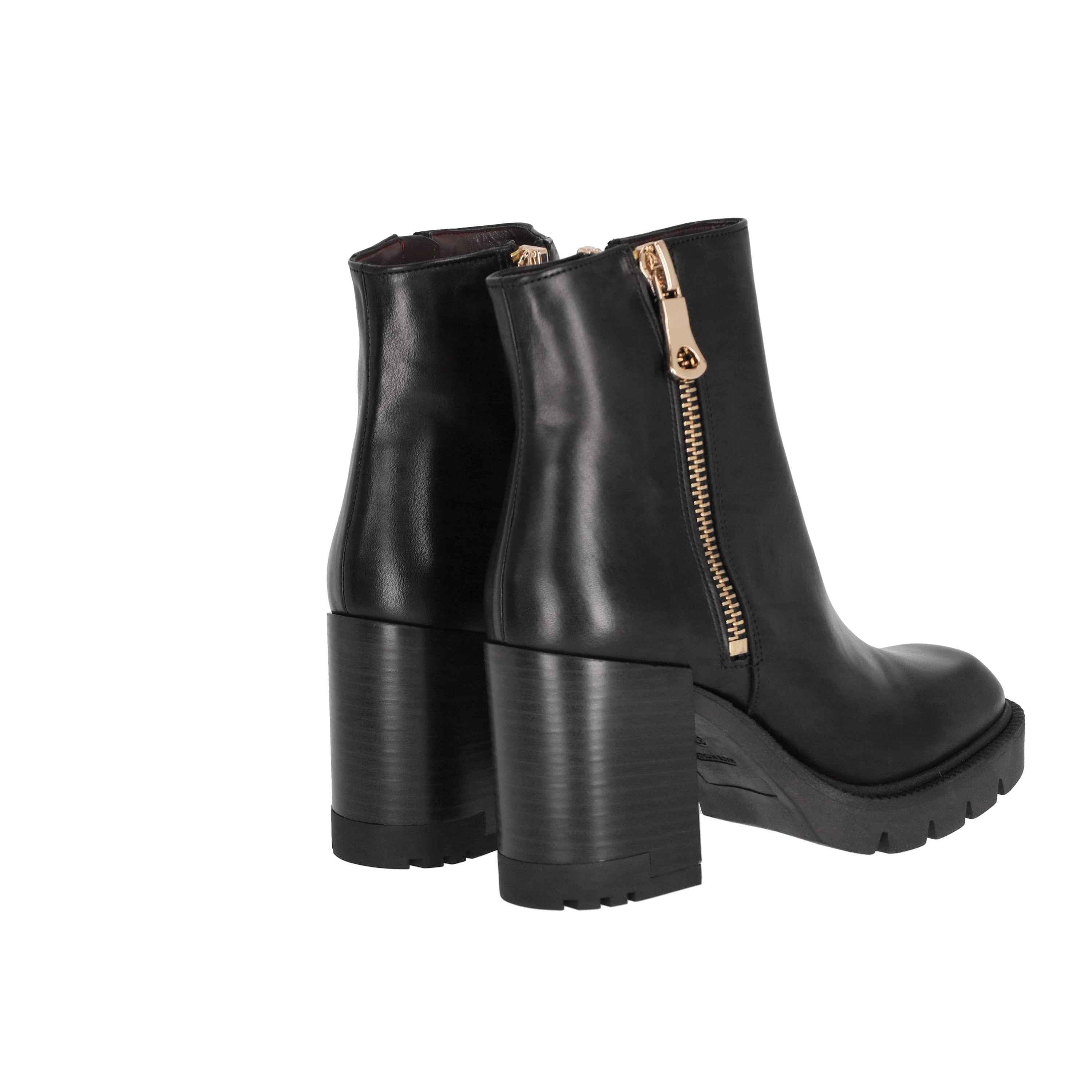 L' AMOUR - D 502 Tronchetto