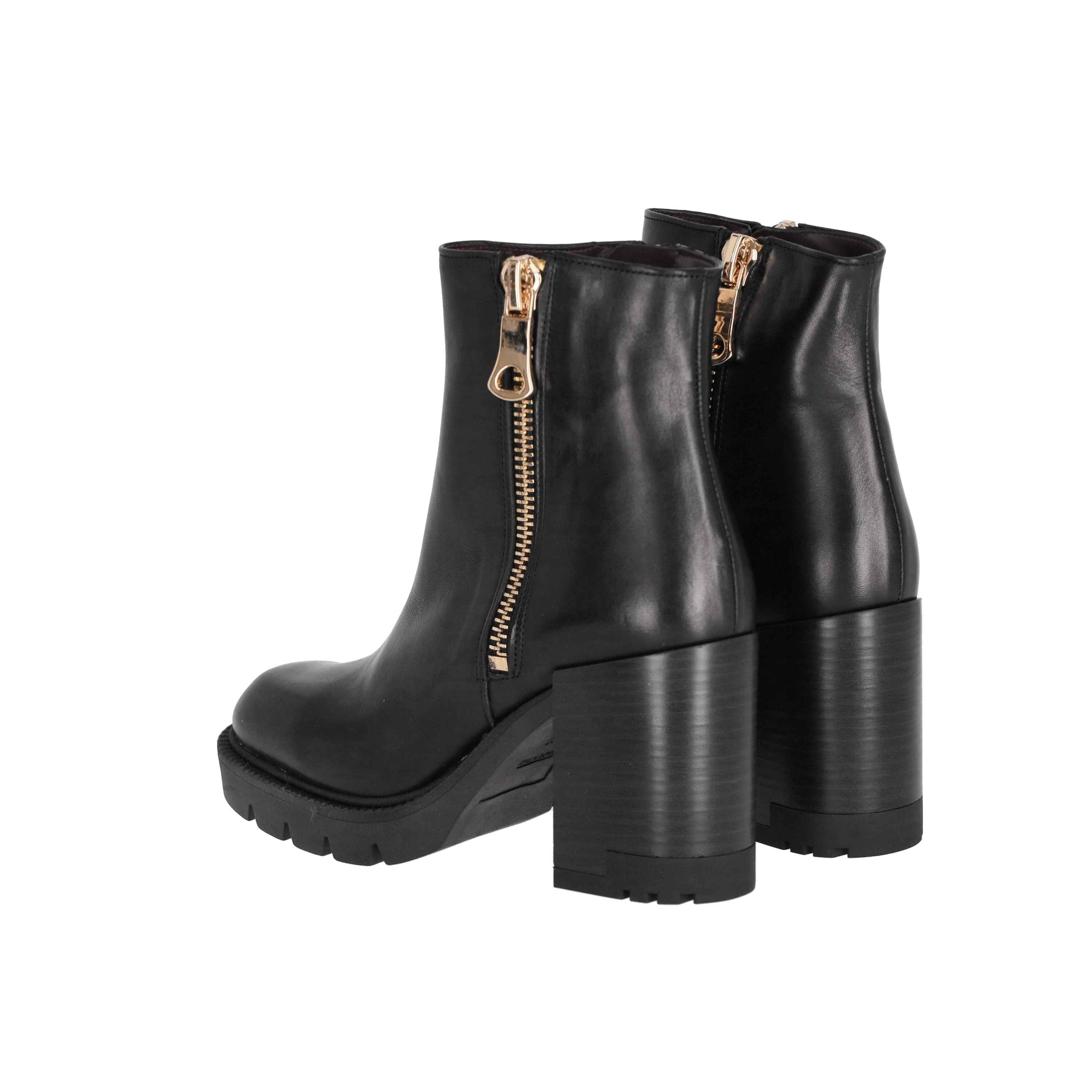 L' AMOUR - D 502 Tronchetto