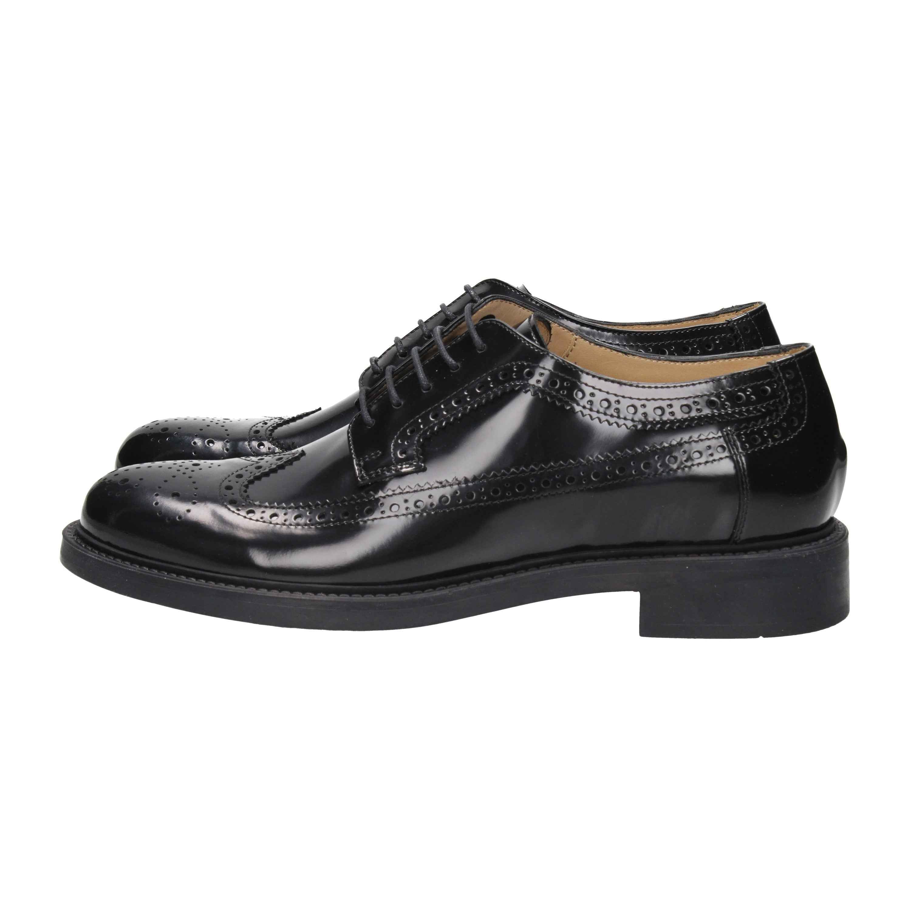 TRIVER FLIGHT - U 738-19 Inglese