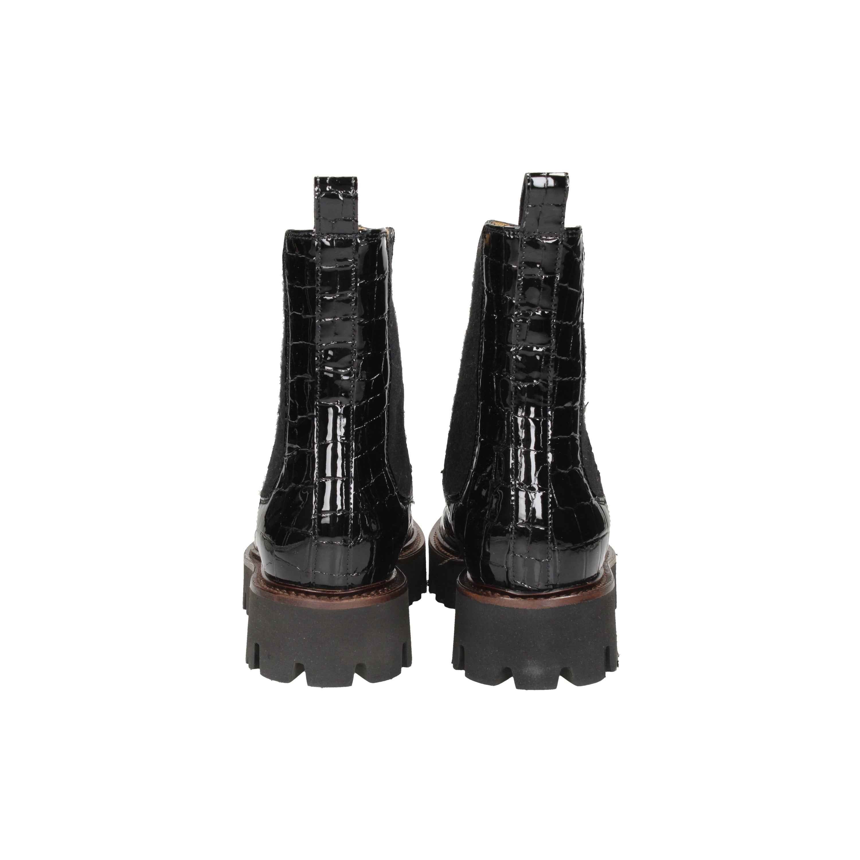 TRIVER FLIGHT - D 483-17 Beatles