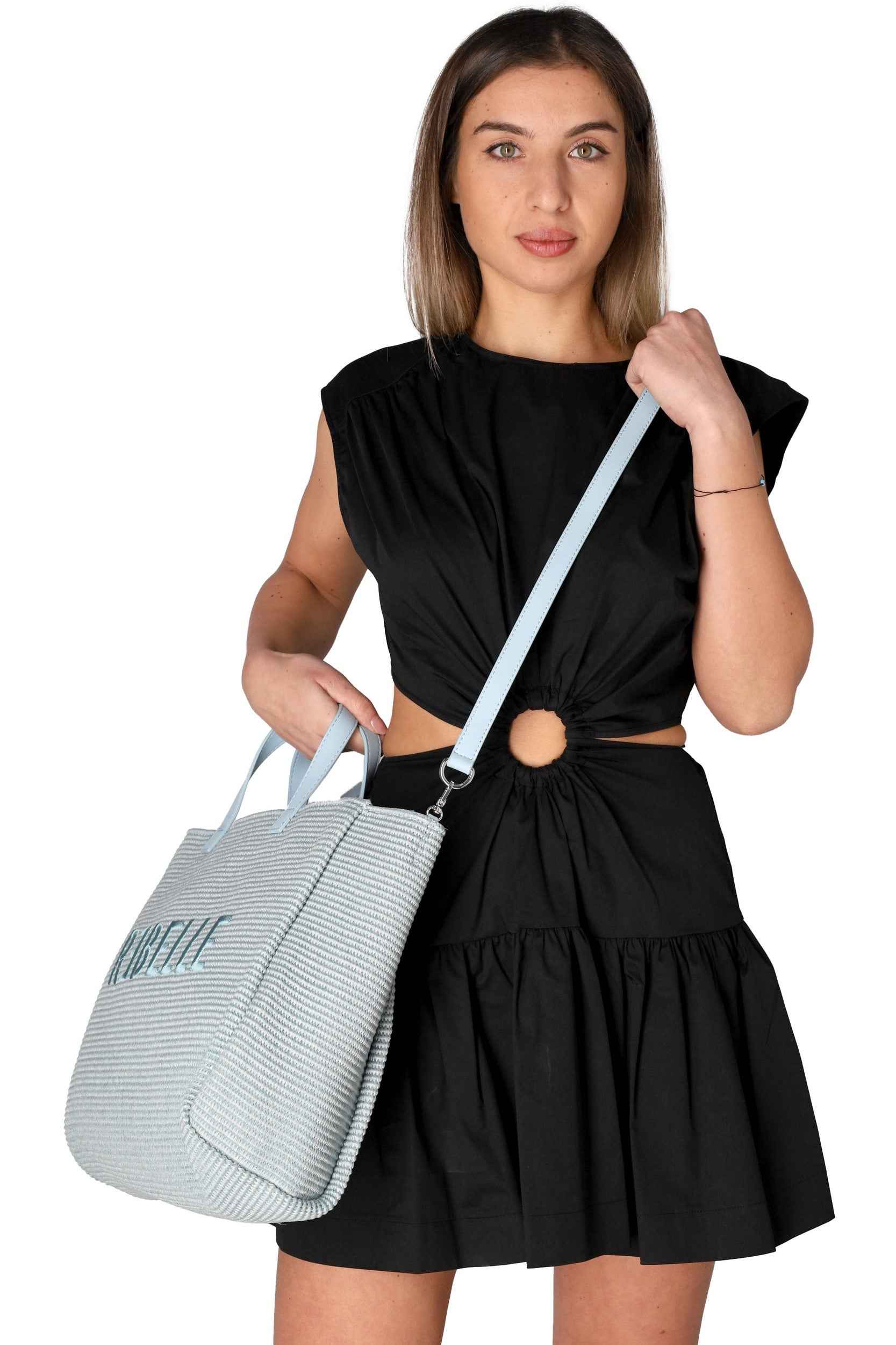 REBELLE - D ASHANTI Borsa