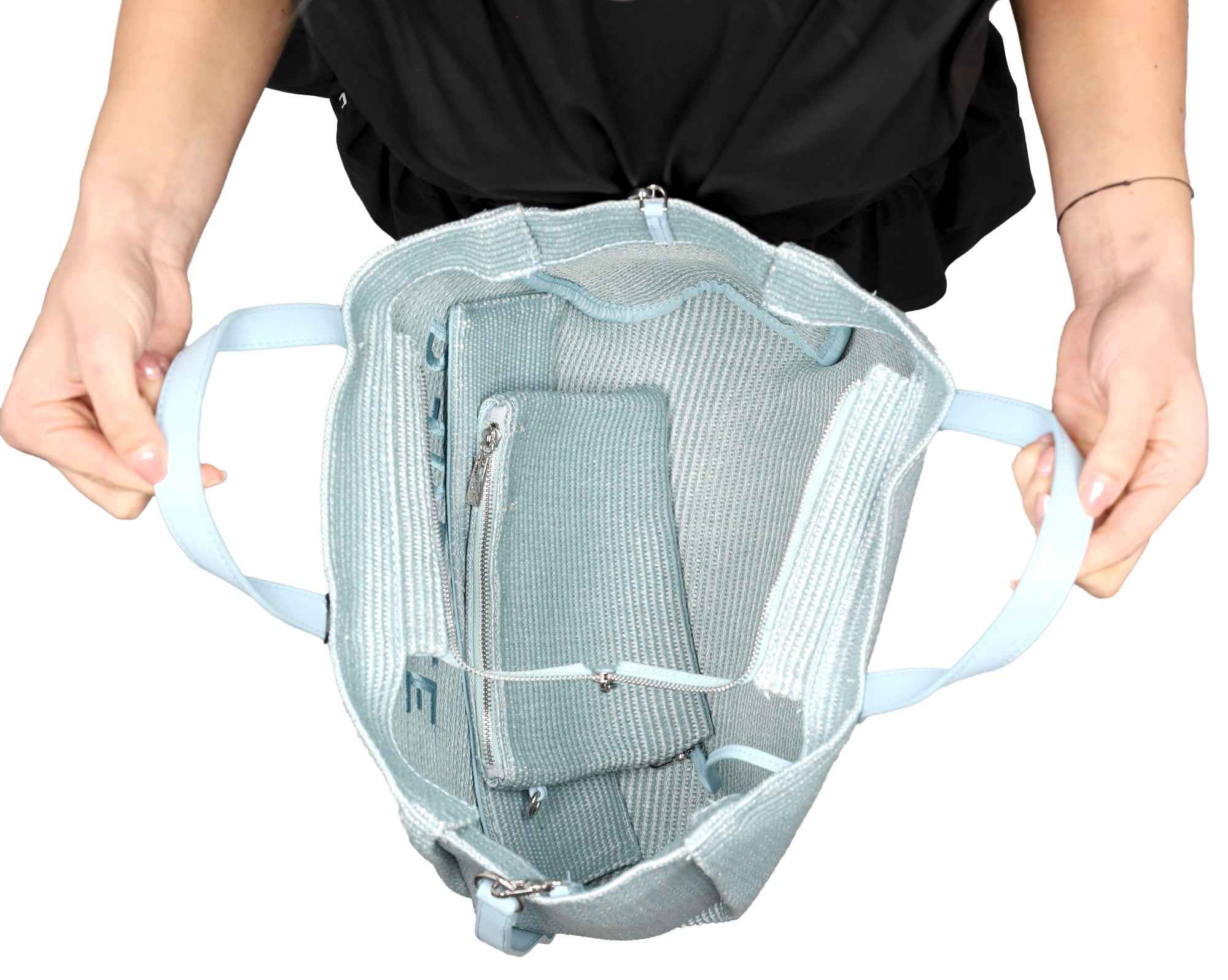 REBELLE - D ASHANTI Borsa