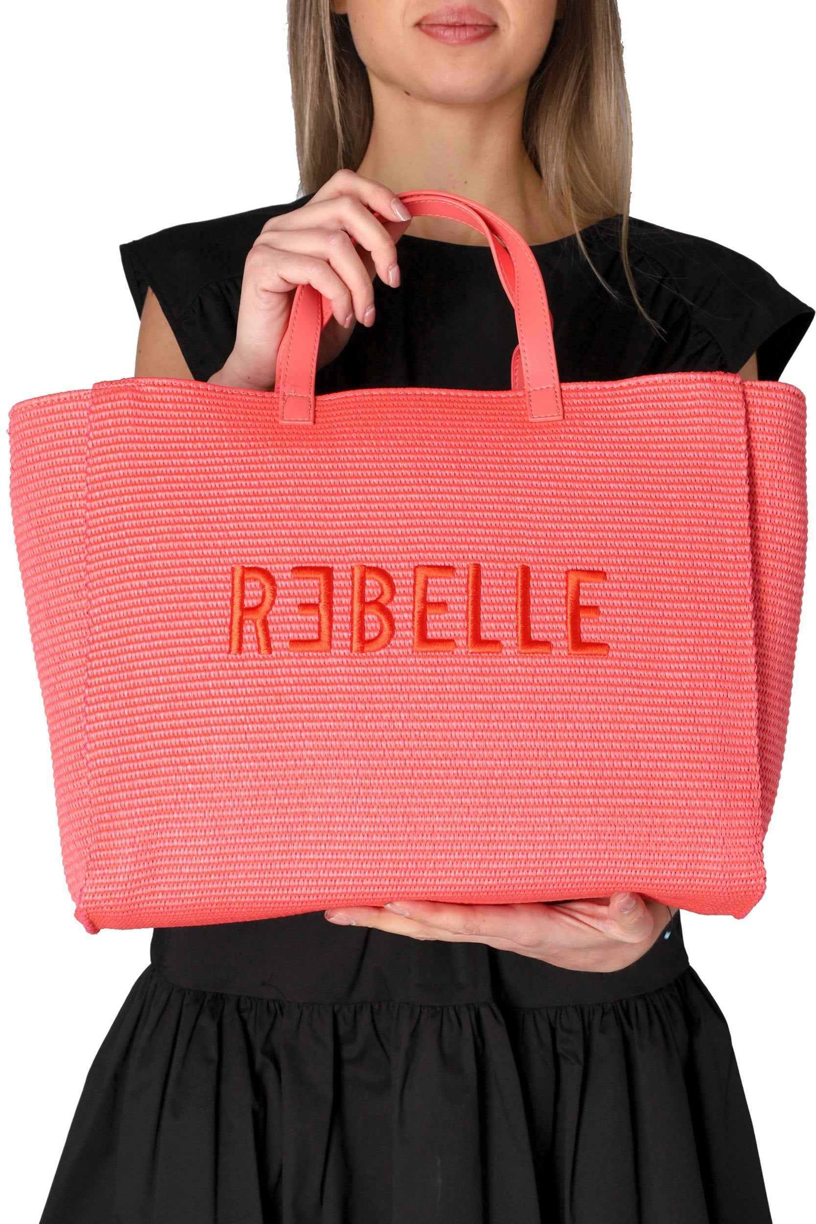 REBELLE - D ASHANTI Borsa