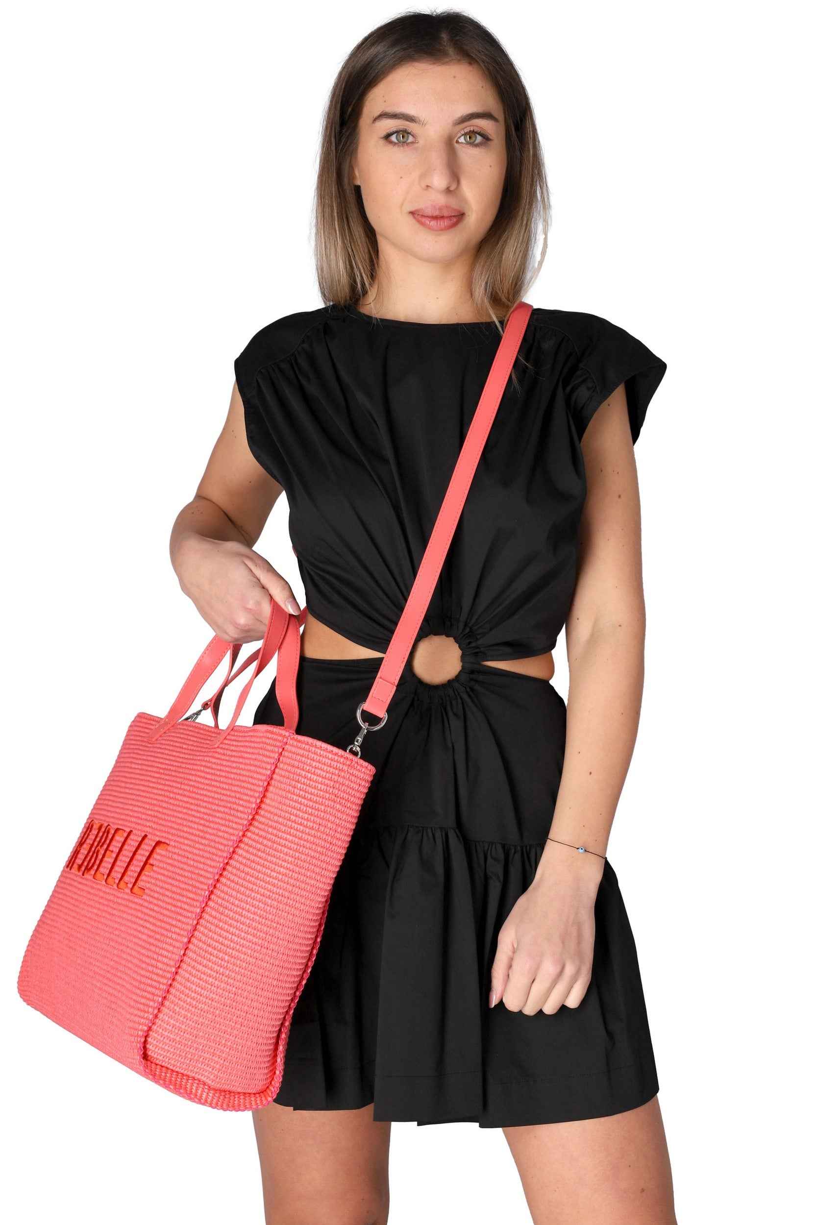 REBELLE - D ASHANTI Borsa