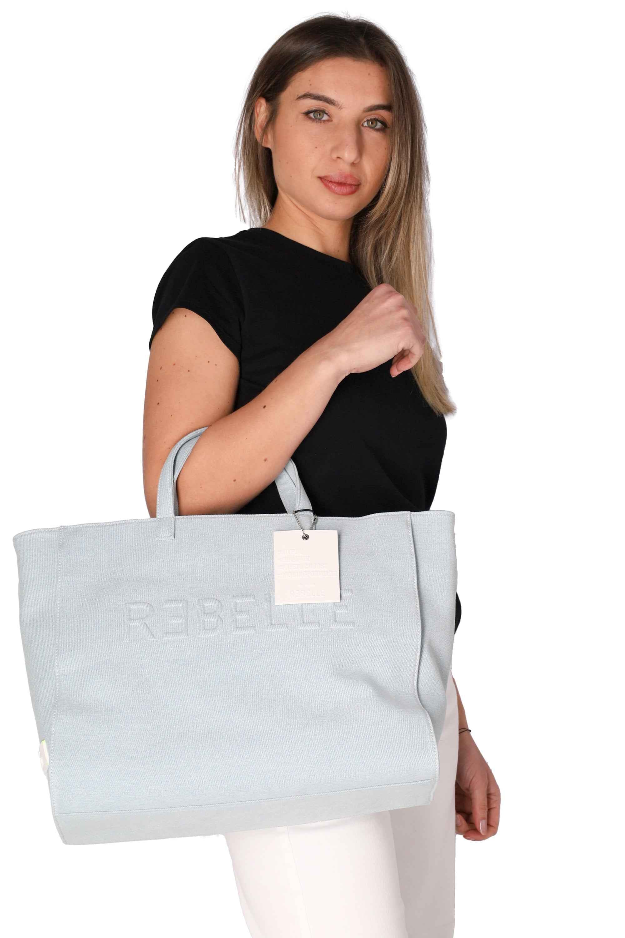 REBELLE - D ASHANTI Borsa