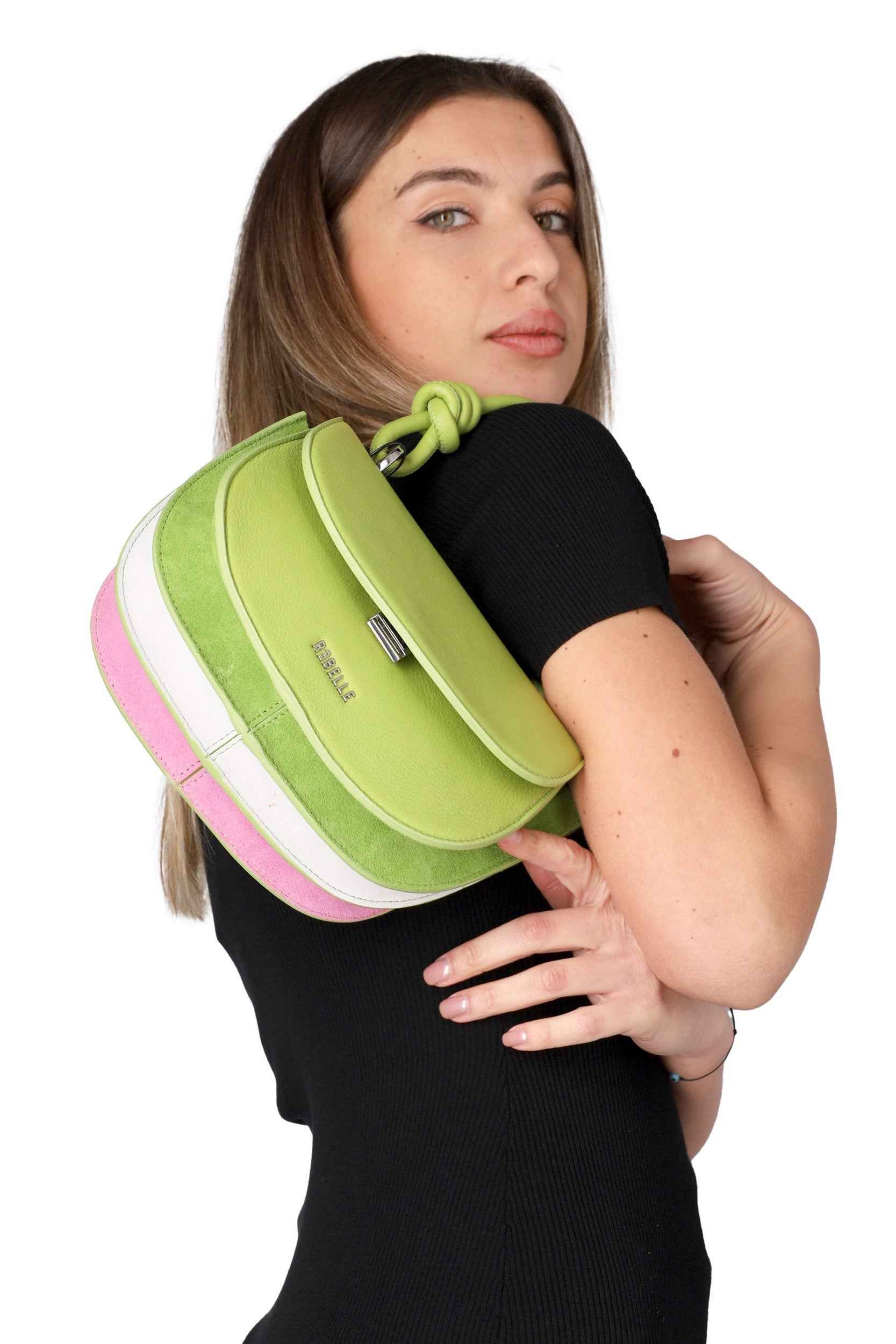 REBELLE - D VERUSKA Borsa