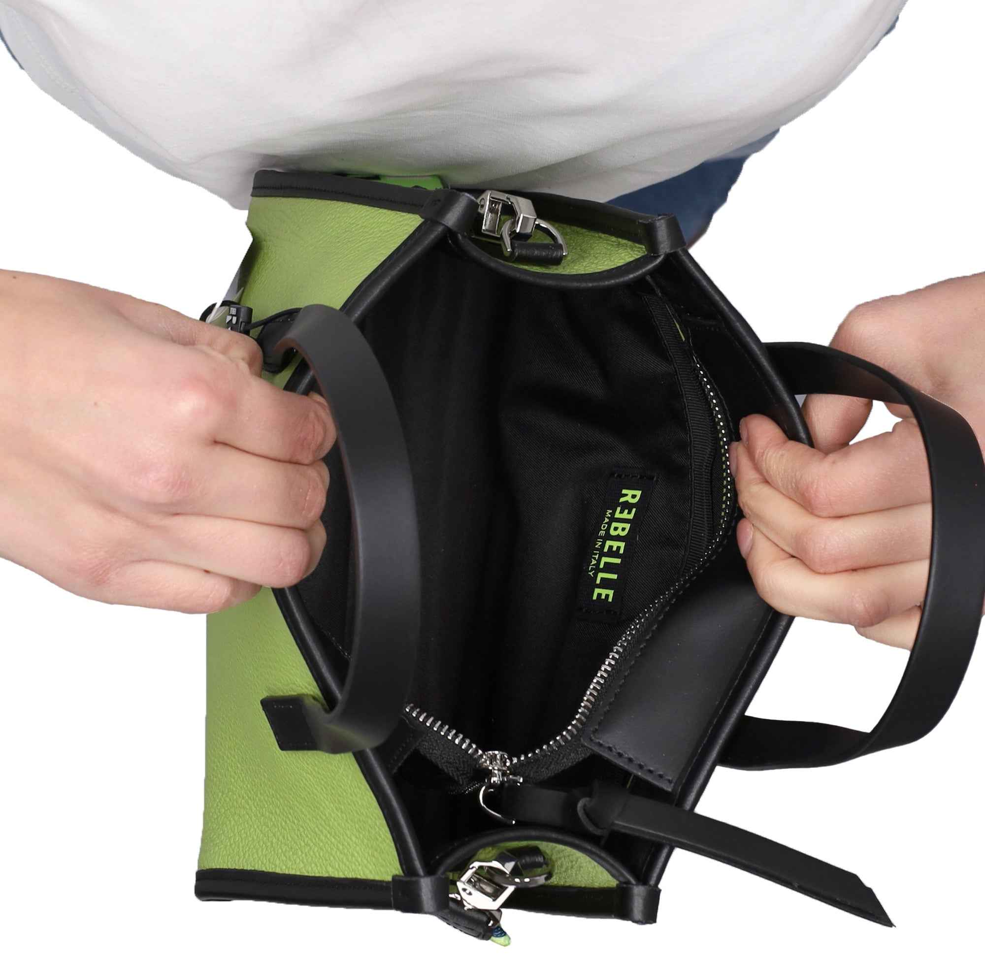 REBELLE - D VIRTUS Borsa