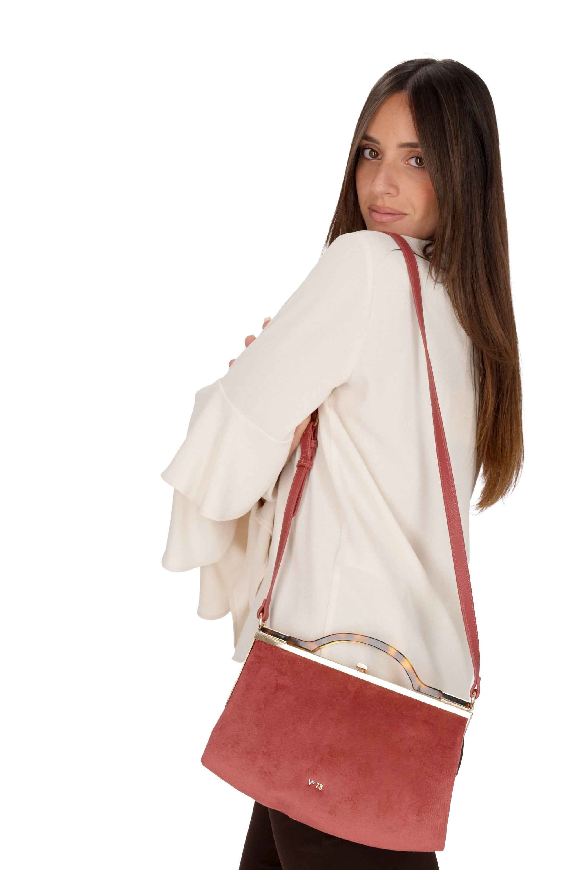 V°73 - D 73BS8BW01V Borsa