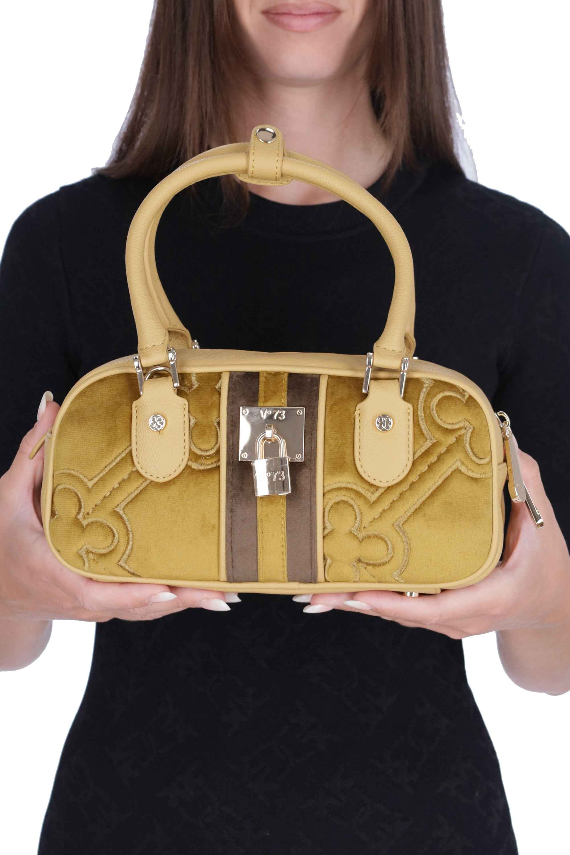 V°73 - D 73BS8F102 Borsa