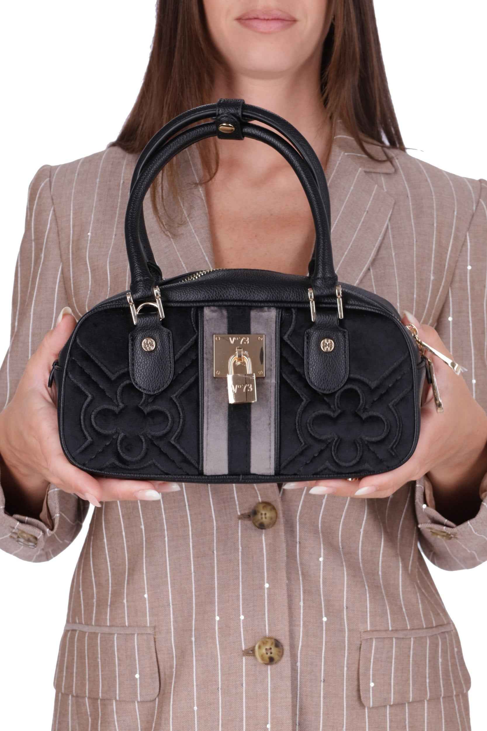 V°73 - D 73BS8F102 Borsa