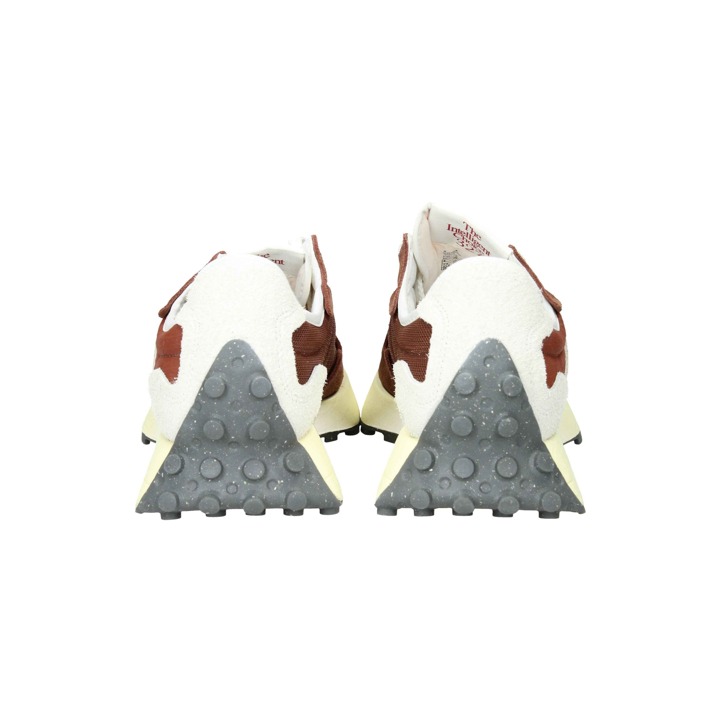 NEW BALANCE  - U U 327 WRL Sneakers