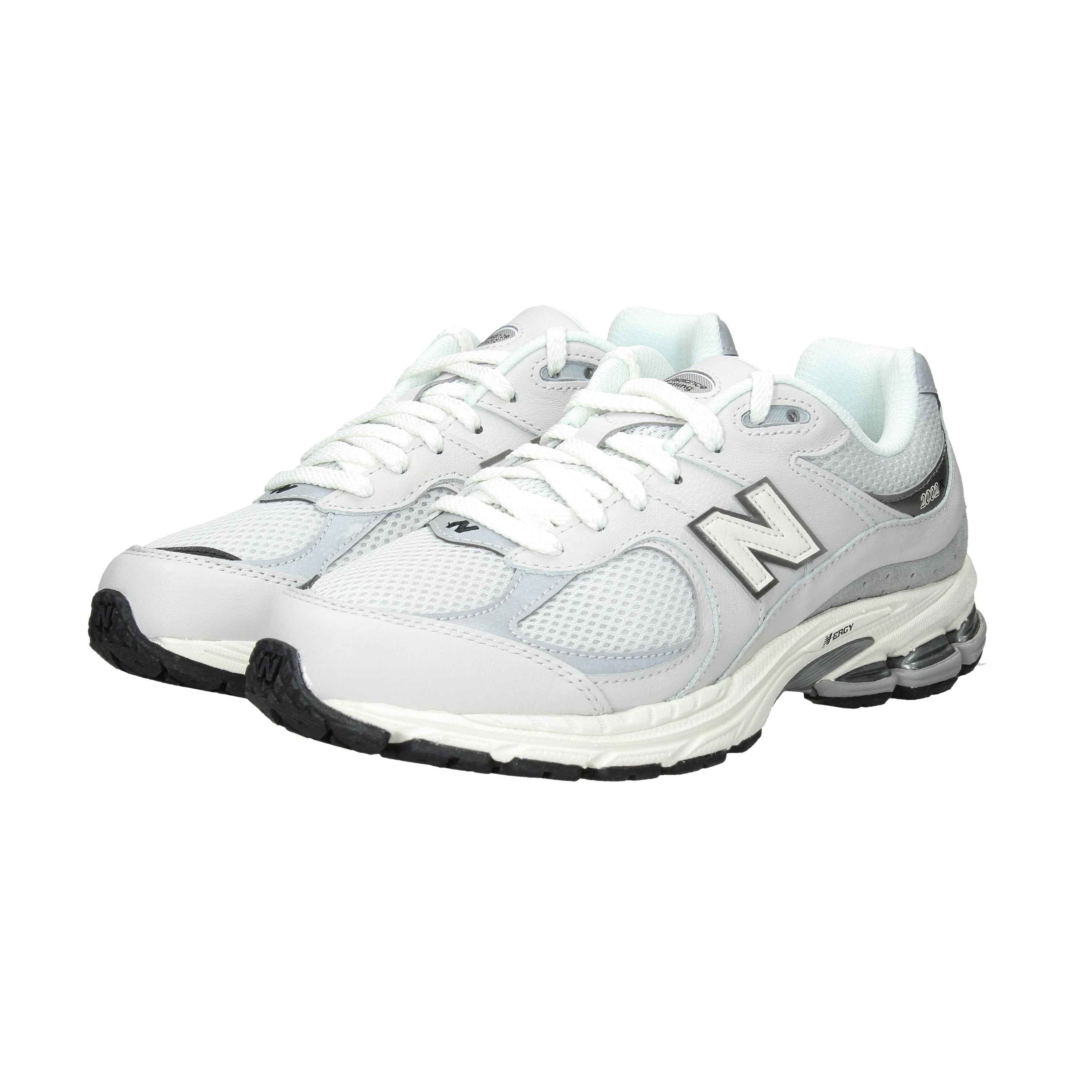 NEW BALANCE  - U M 2002 RPP Sneakers
