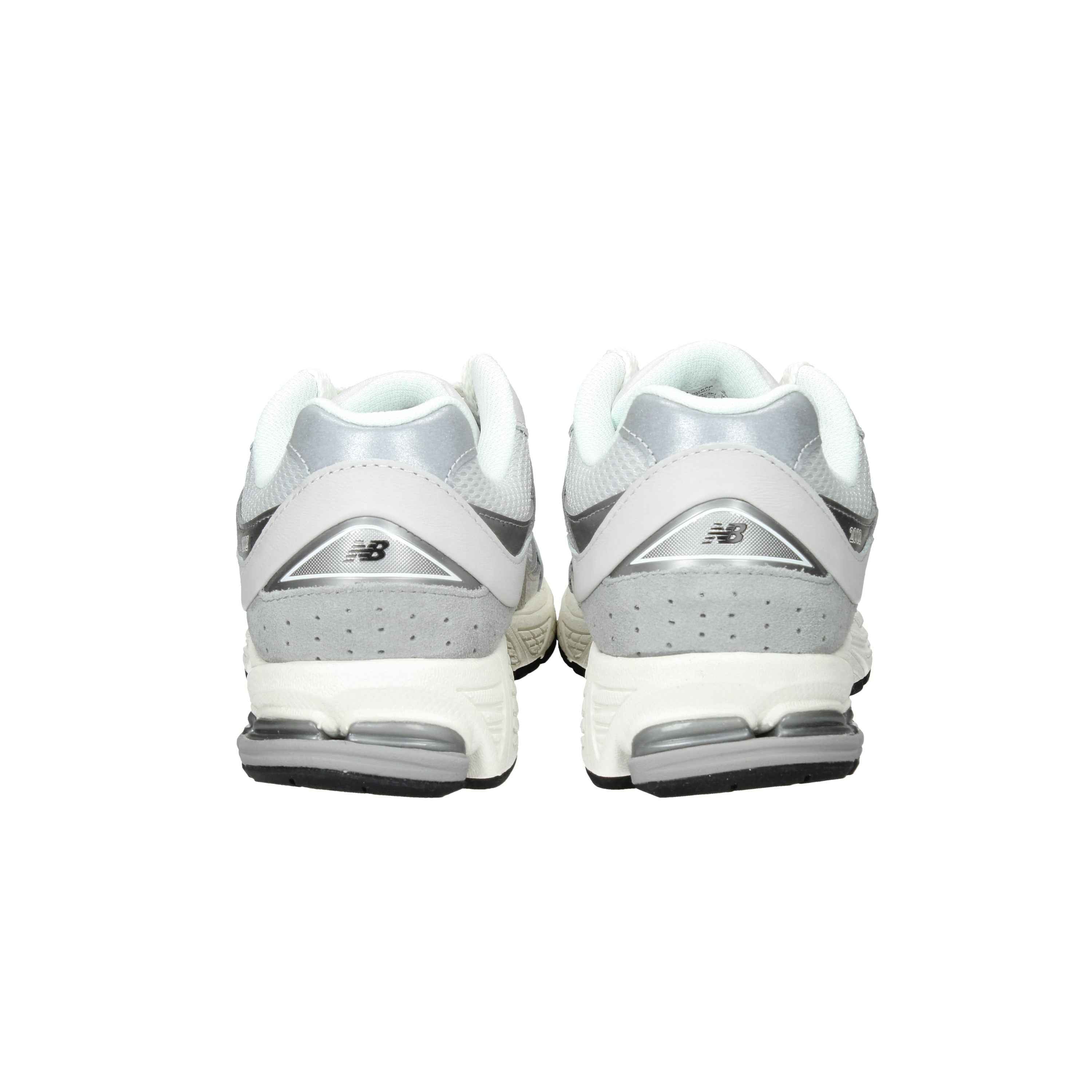 NEW BALANCE  - U M 2002 RPP Sneakers