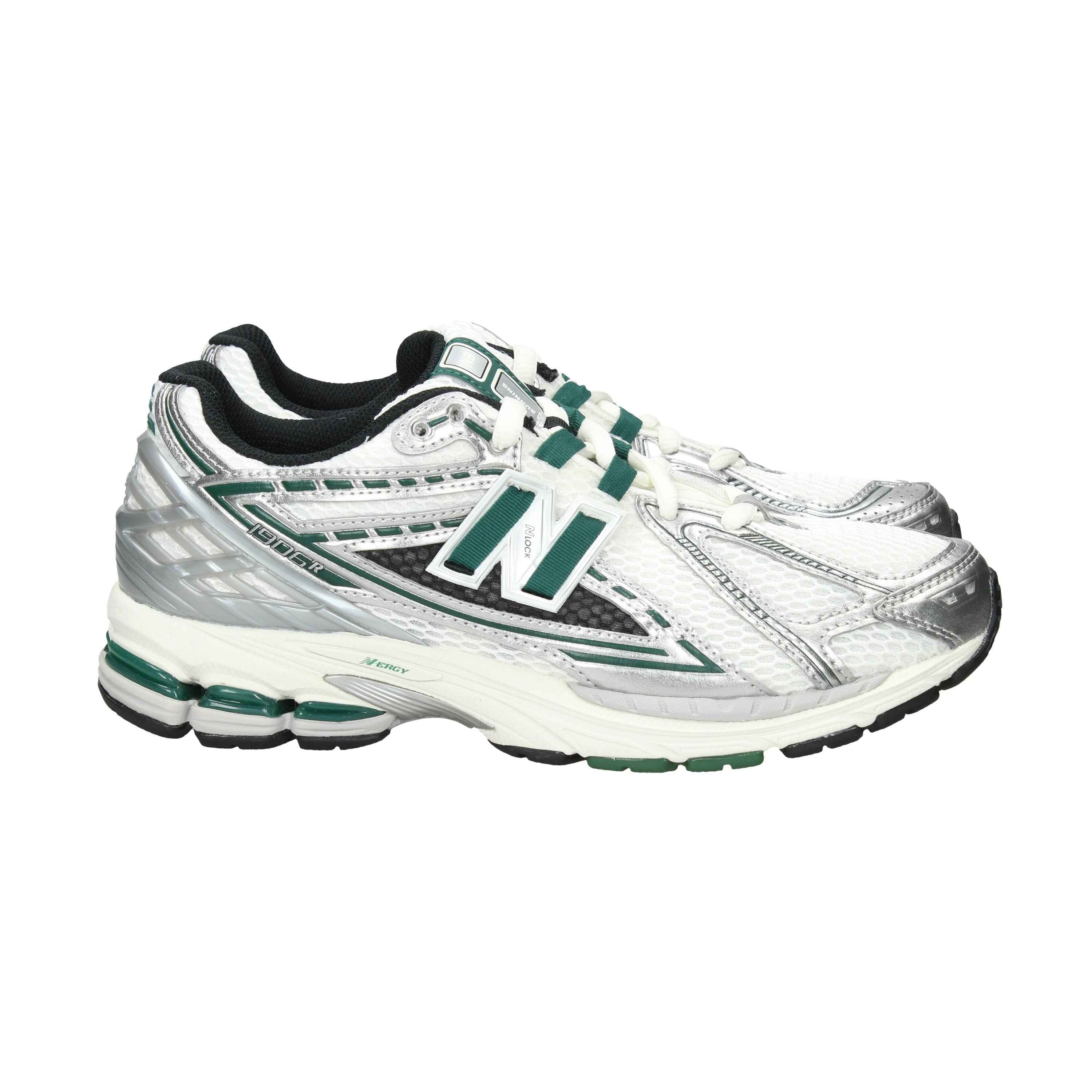 NEW BALANCE  - U M 1906 REU Sneakers