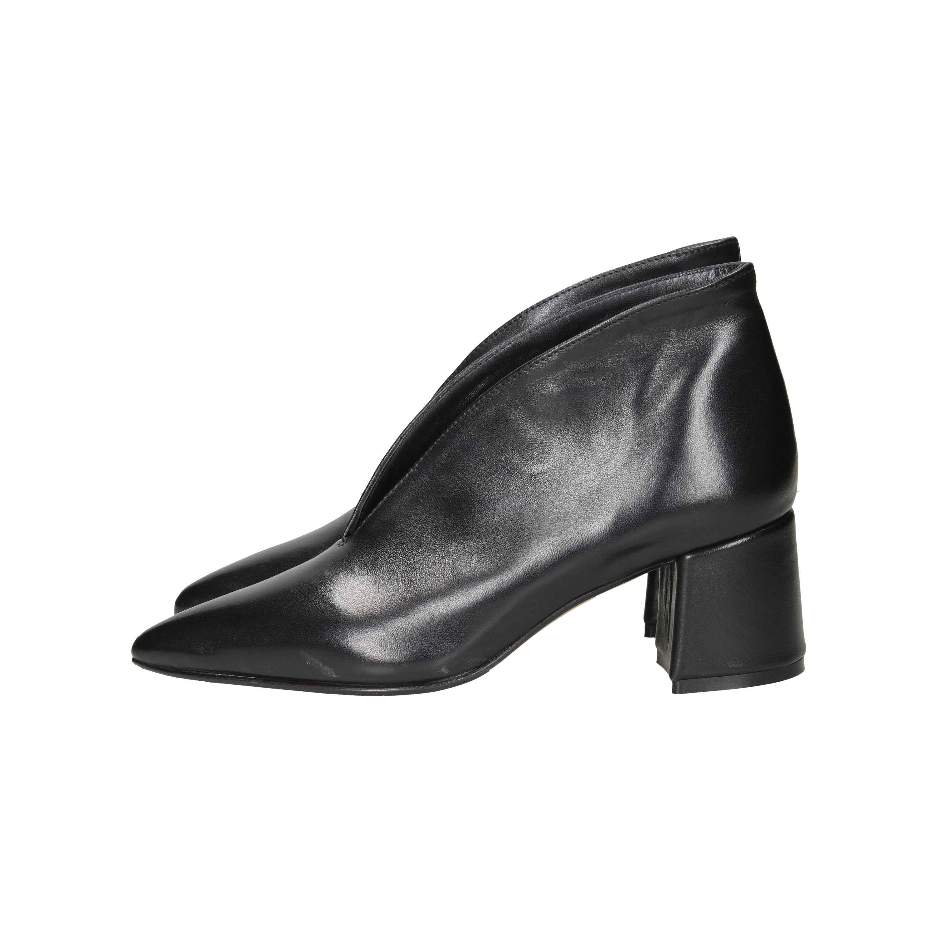 L'ARIANNA - D TR2426/G Tronchetto