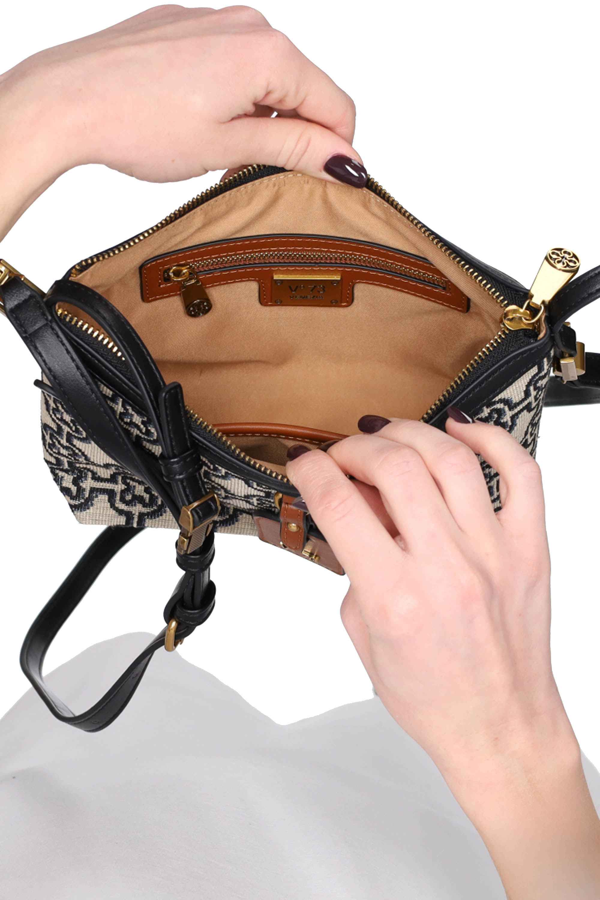 V°73 - D 73BS8G203 Borsa