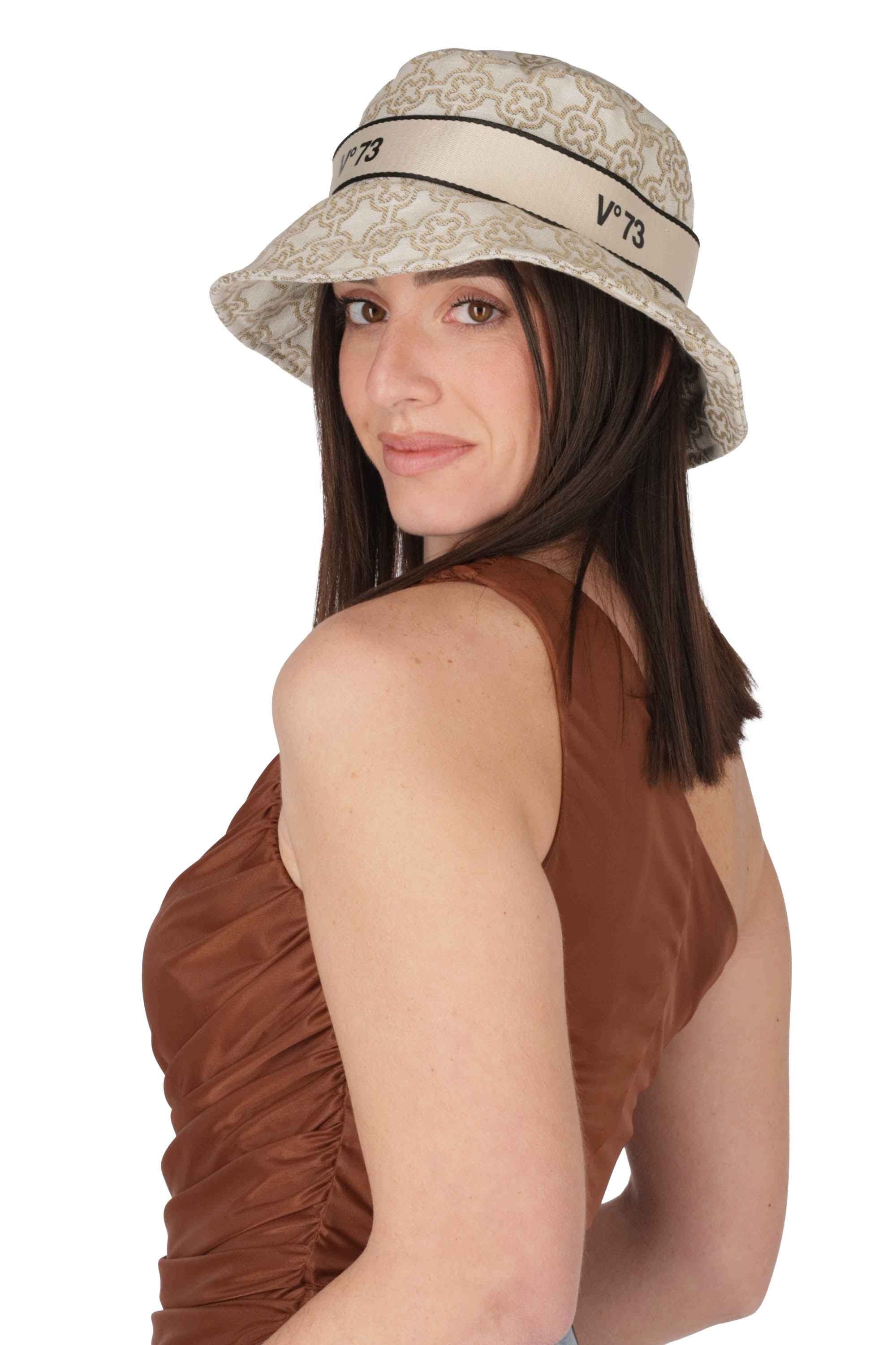 V°73 - D 73CA8YV01 Cappello