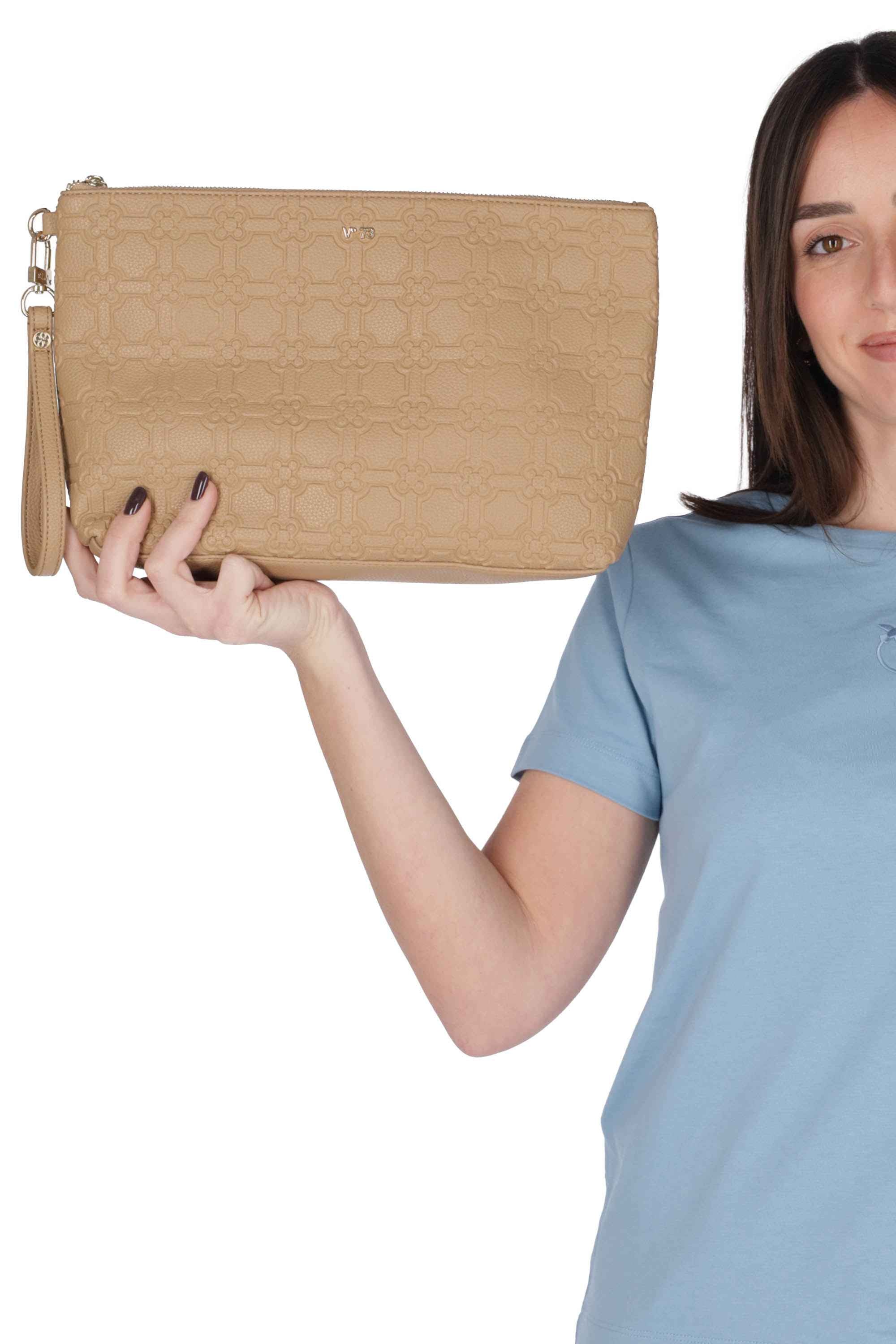 V°73 - D 73BE8ZY568 Portatutto