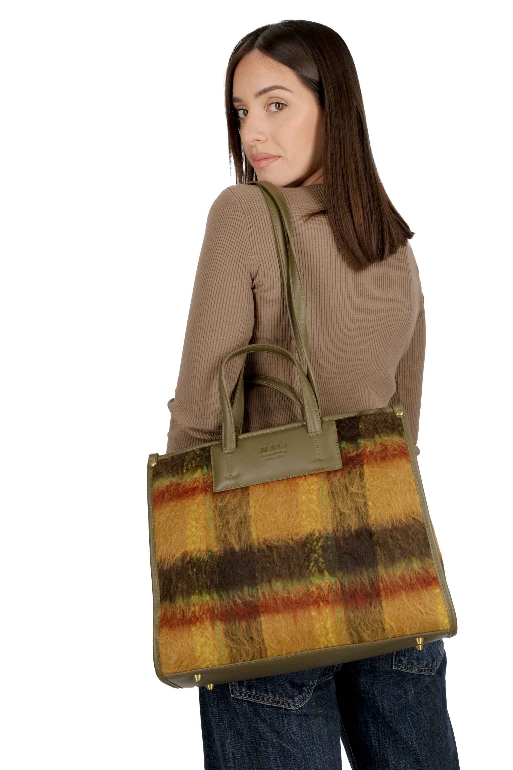 NALI' - D AGBS0239 Borsa