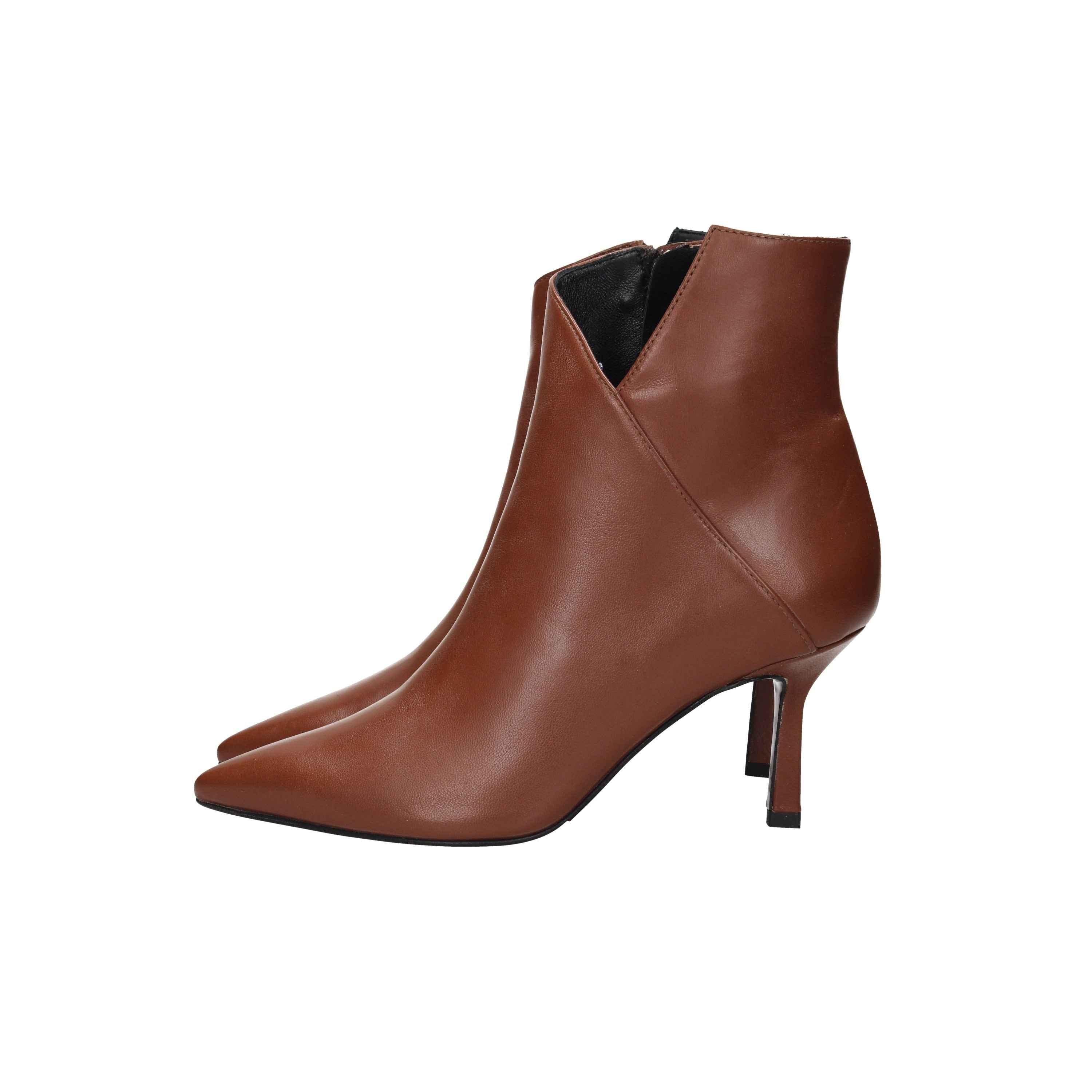 ISABELLA FERRANTE - D M22 Tronchetto