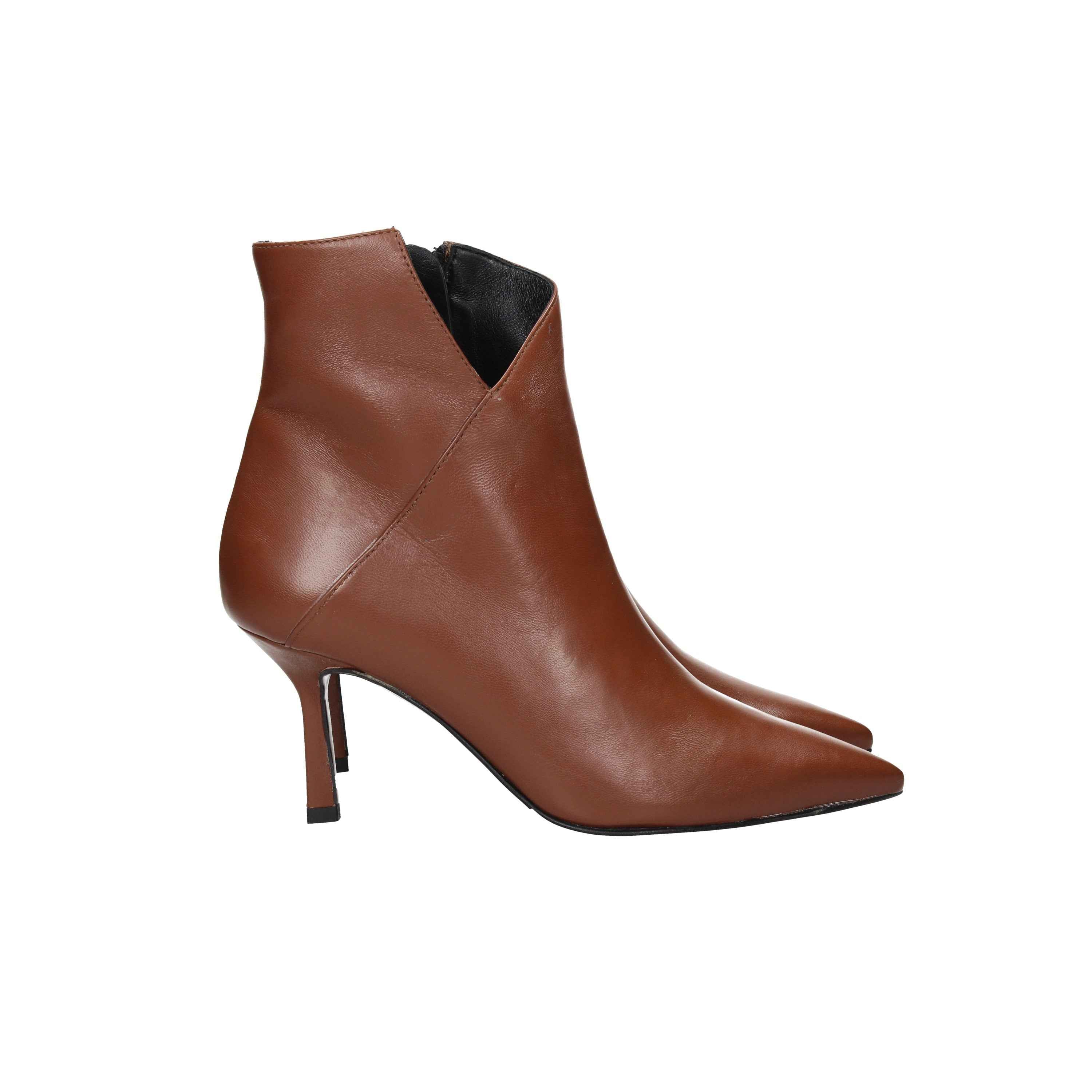 ISABELLA FERRANTE - D M22 Tronchetto