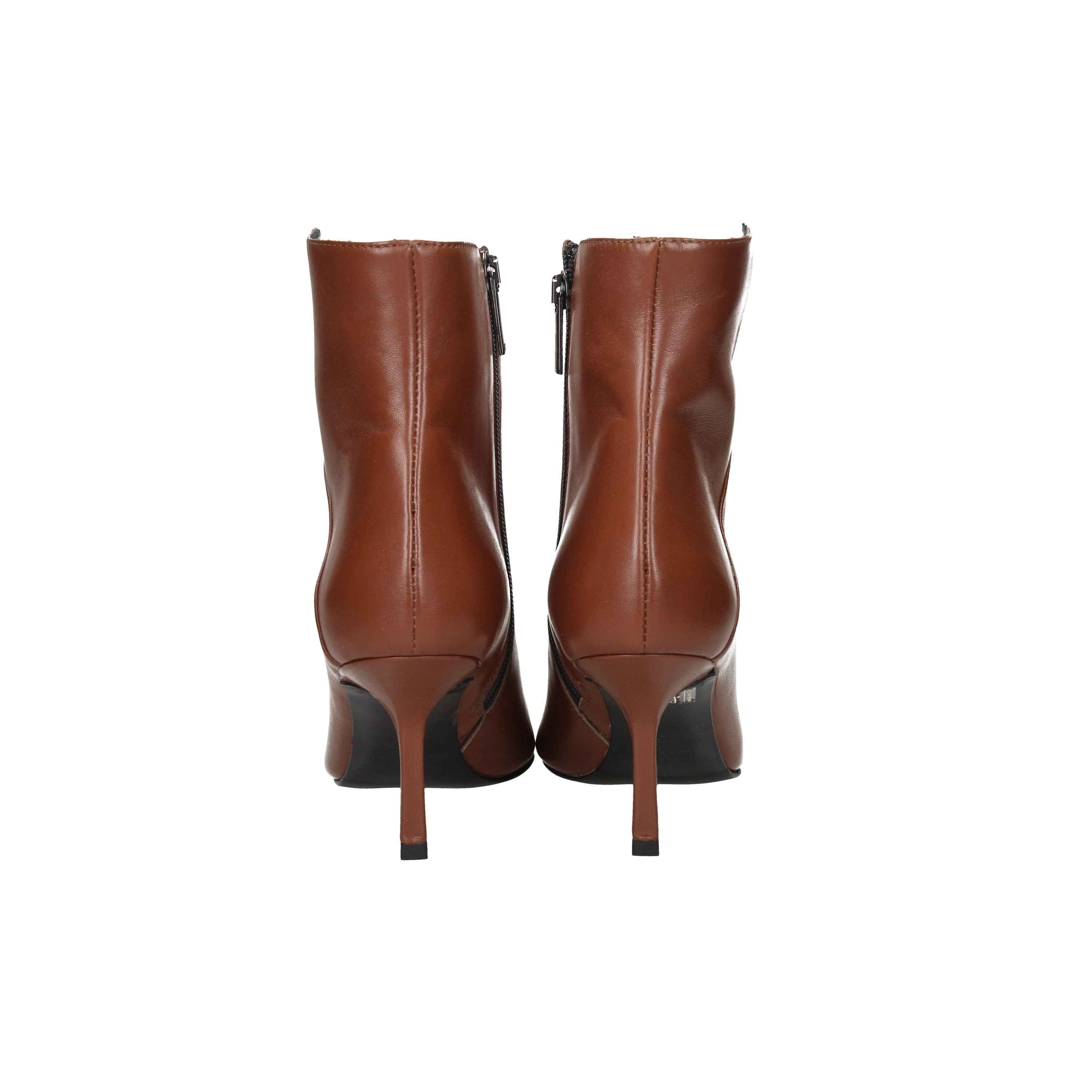 ISABELLA FERRANTE - D M22 Tronchetto