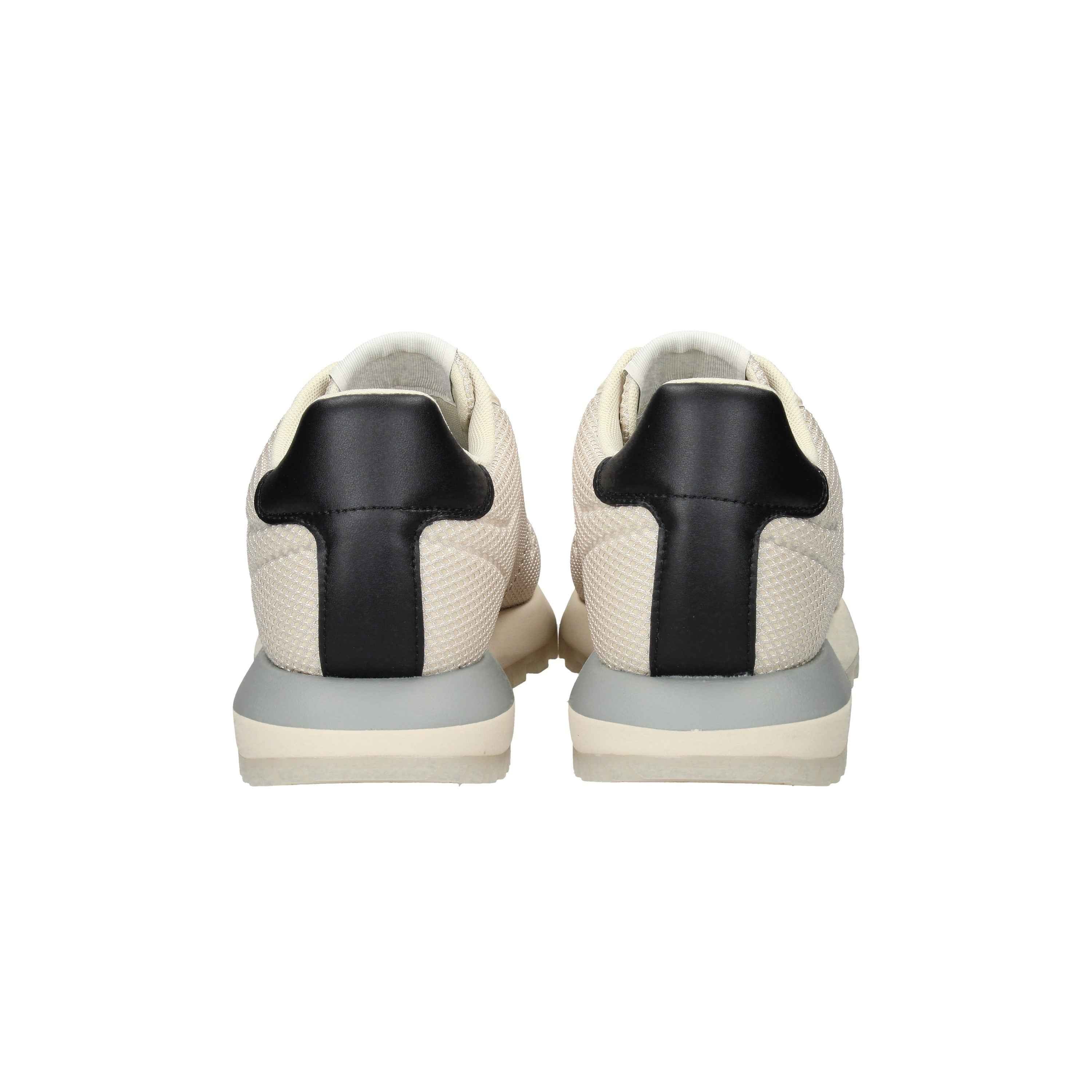 EMPORIO ARMANI - U X4X684 Sneakers