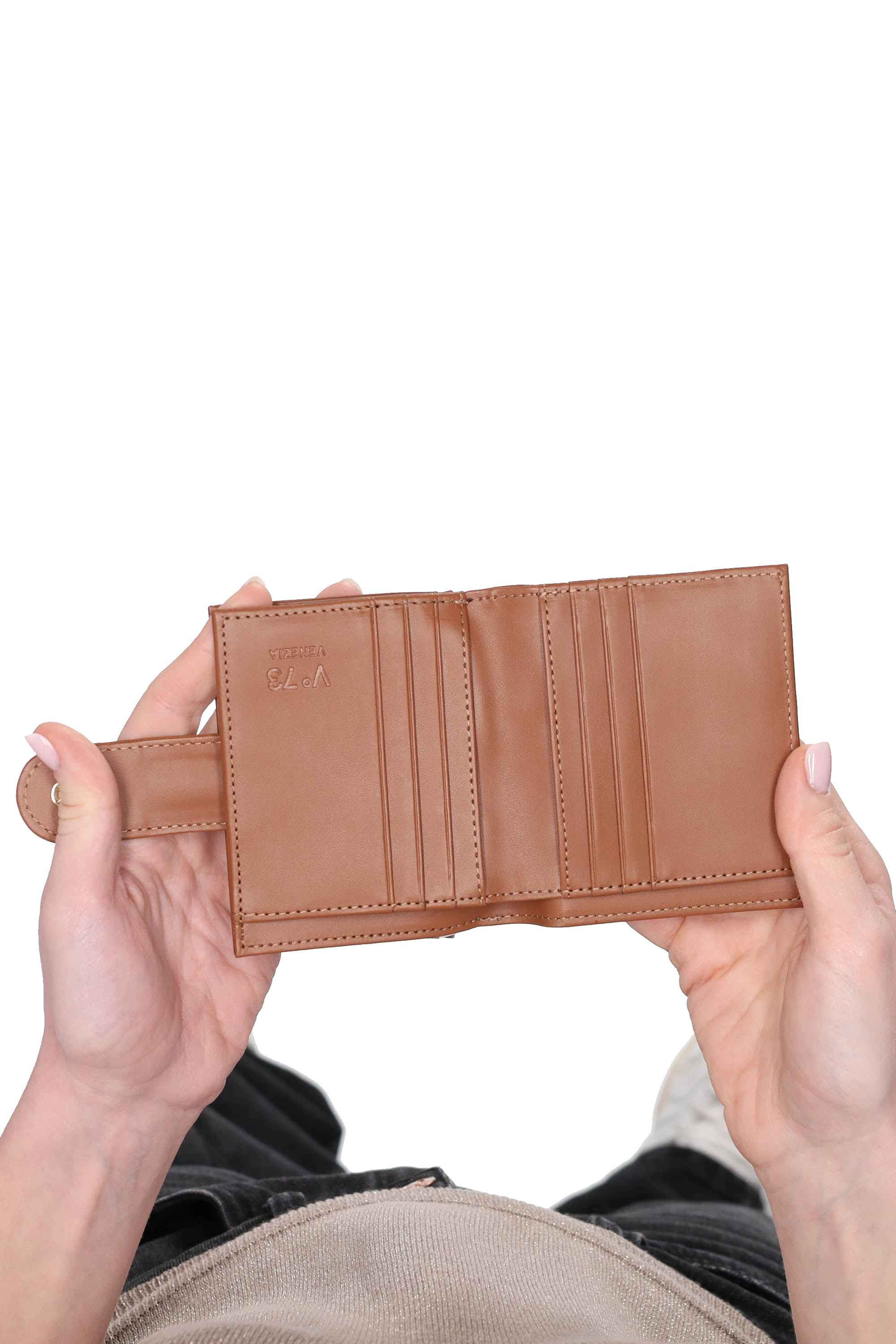 V°73 - D 73PS8C4215 Portafoglio