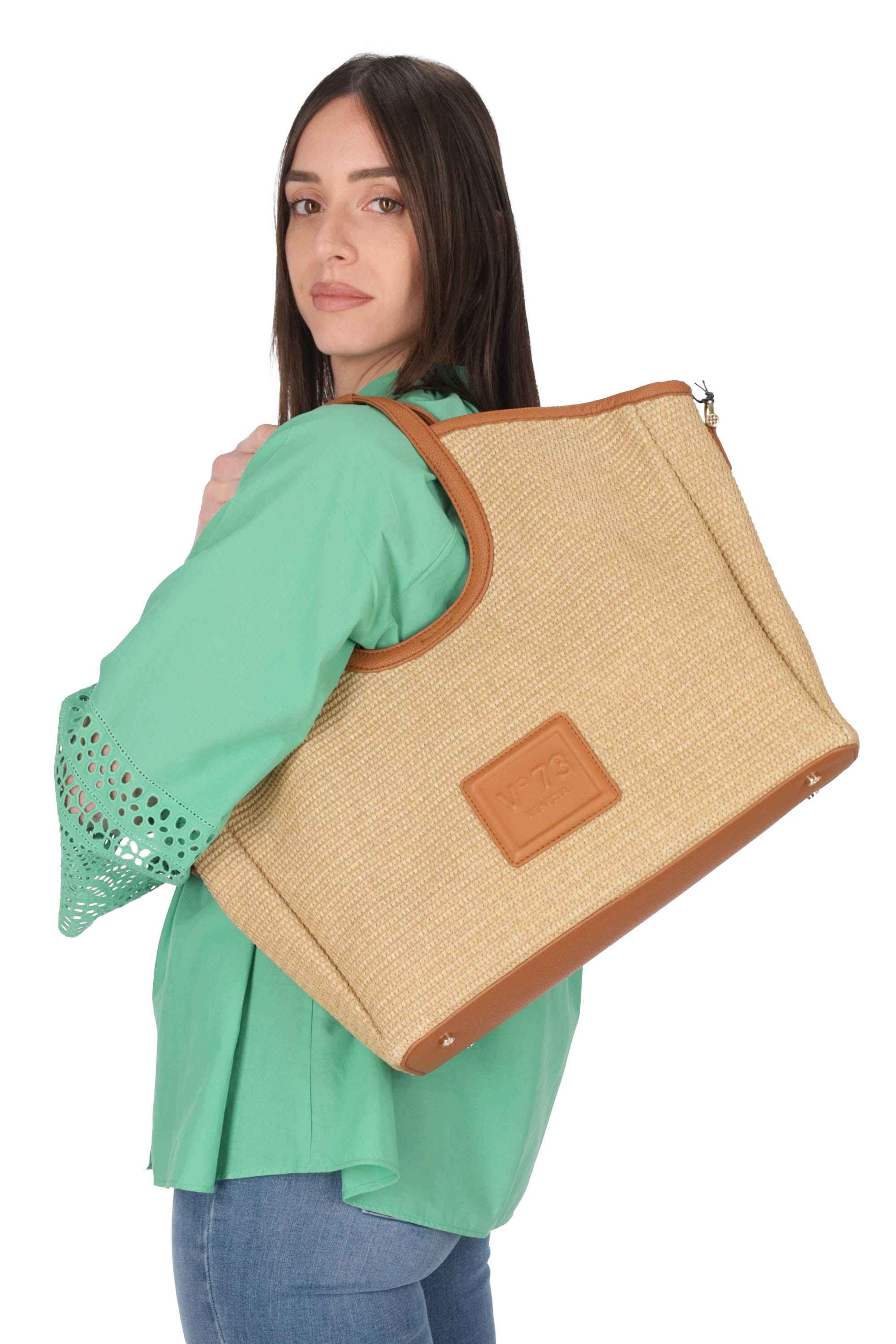 V°73 - D 73BS8VR01P Borsa