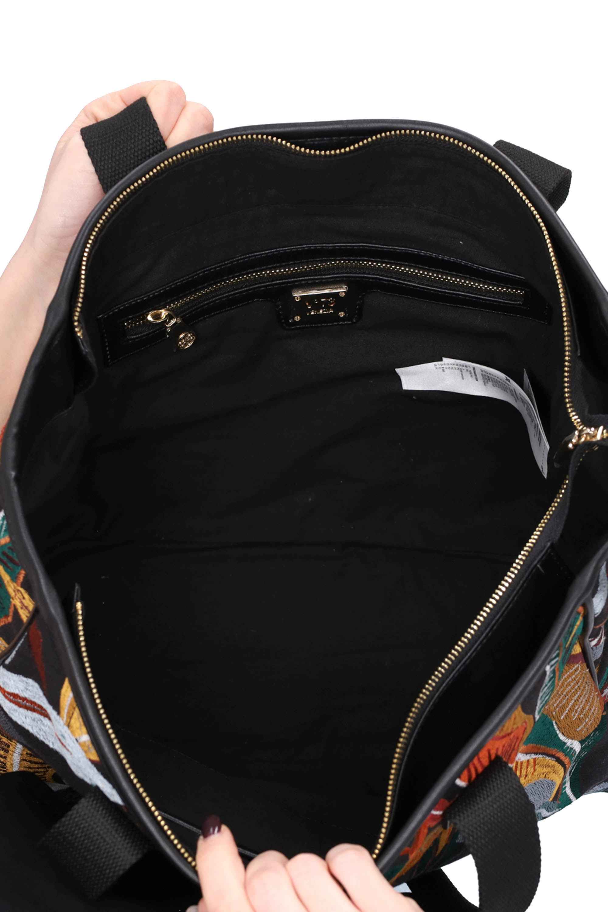 V°73 - D 73BS8ZM02 Borsa