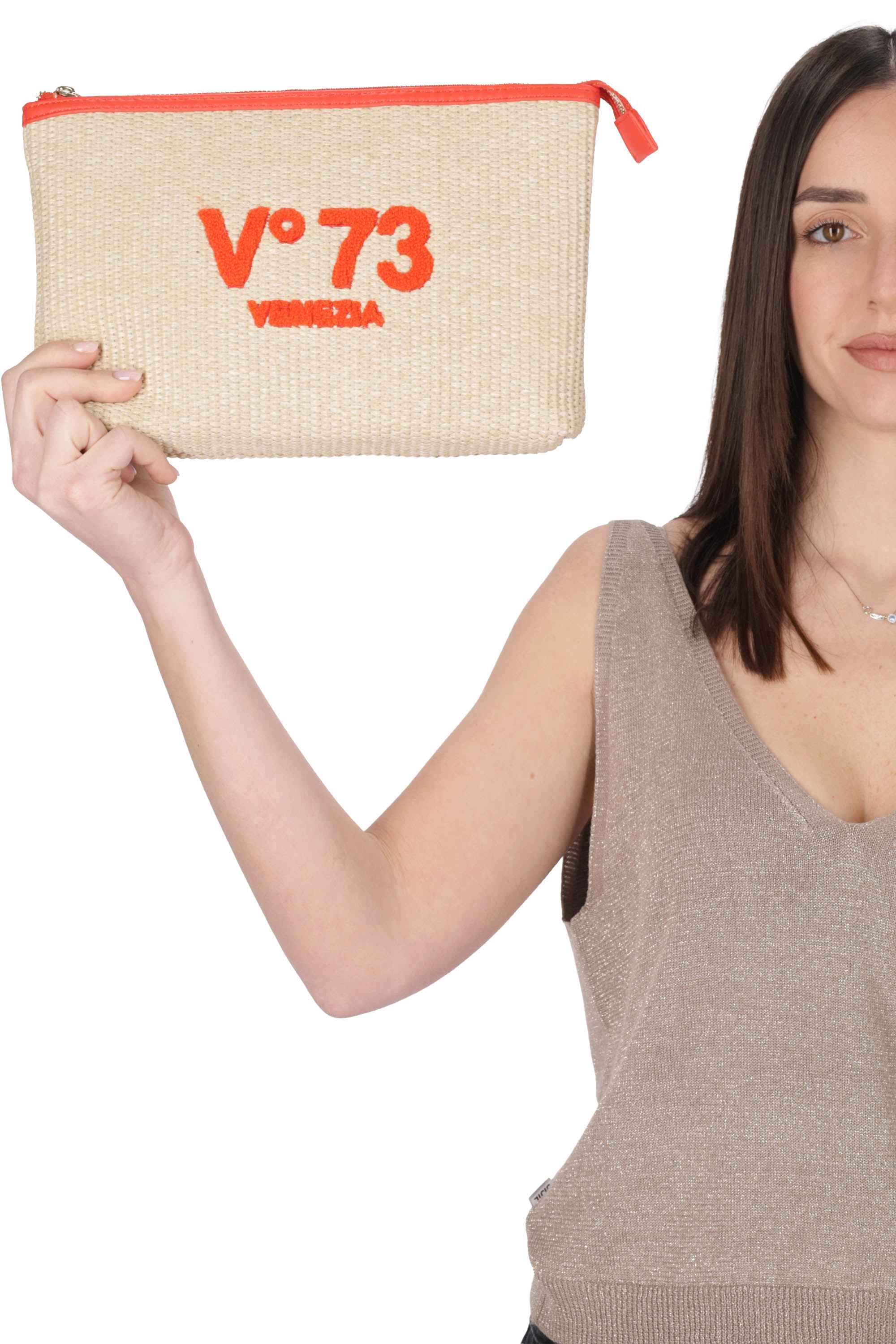 V°73 - D 73BE8VL558 Portatutto