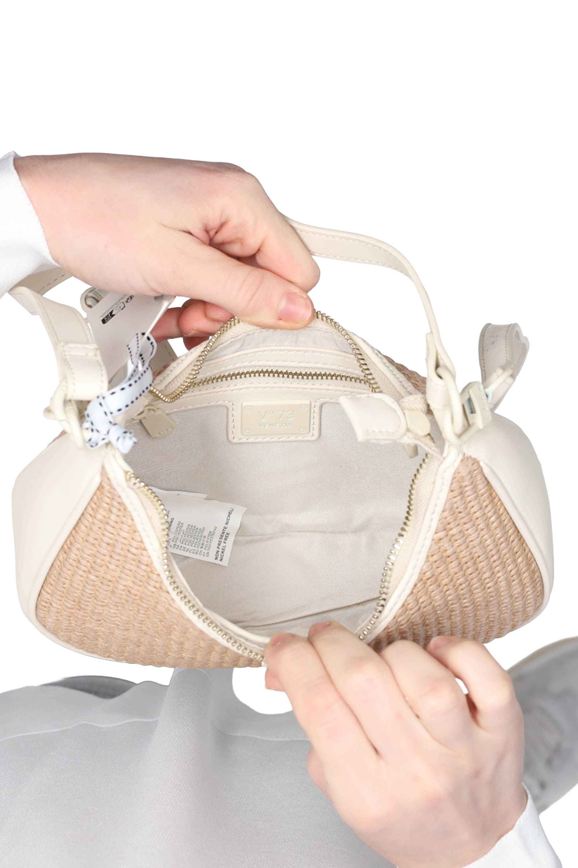 V°73 - D 73BS90401 Borsa