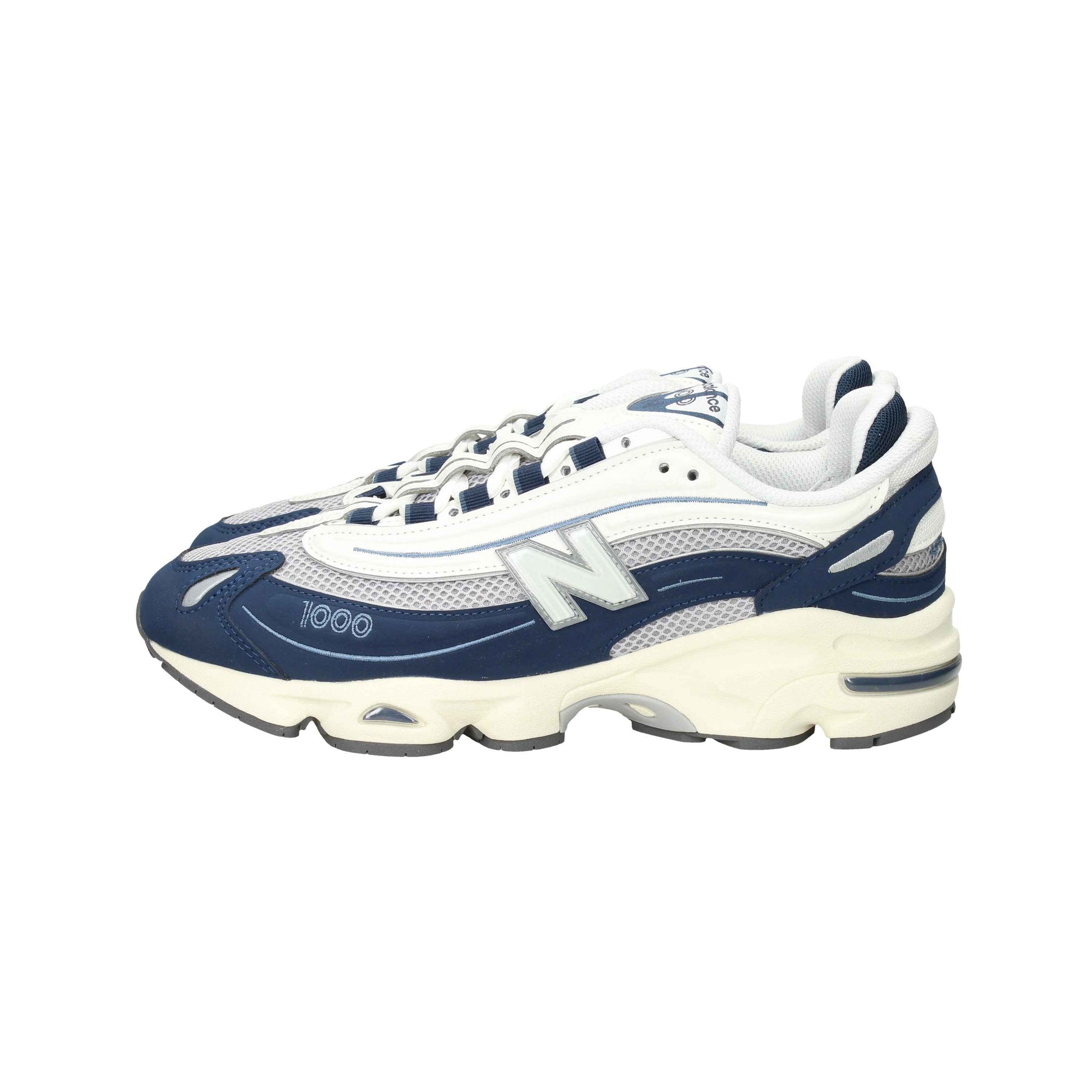 NEW BALANCE  - U M 1000 MEN Sneakers
