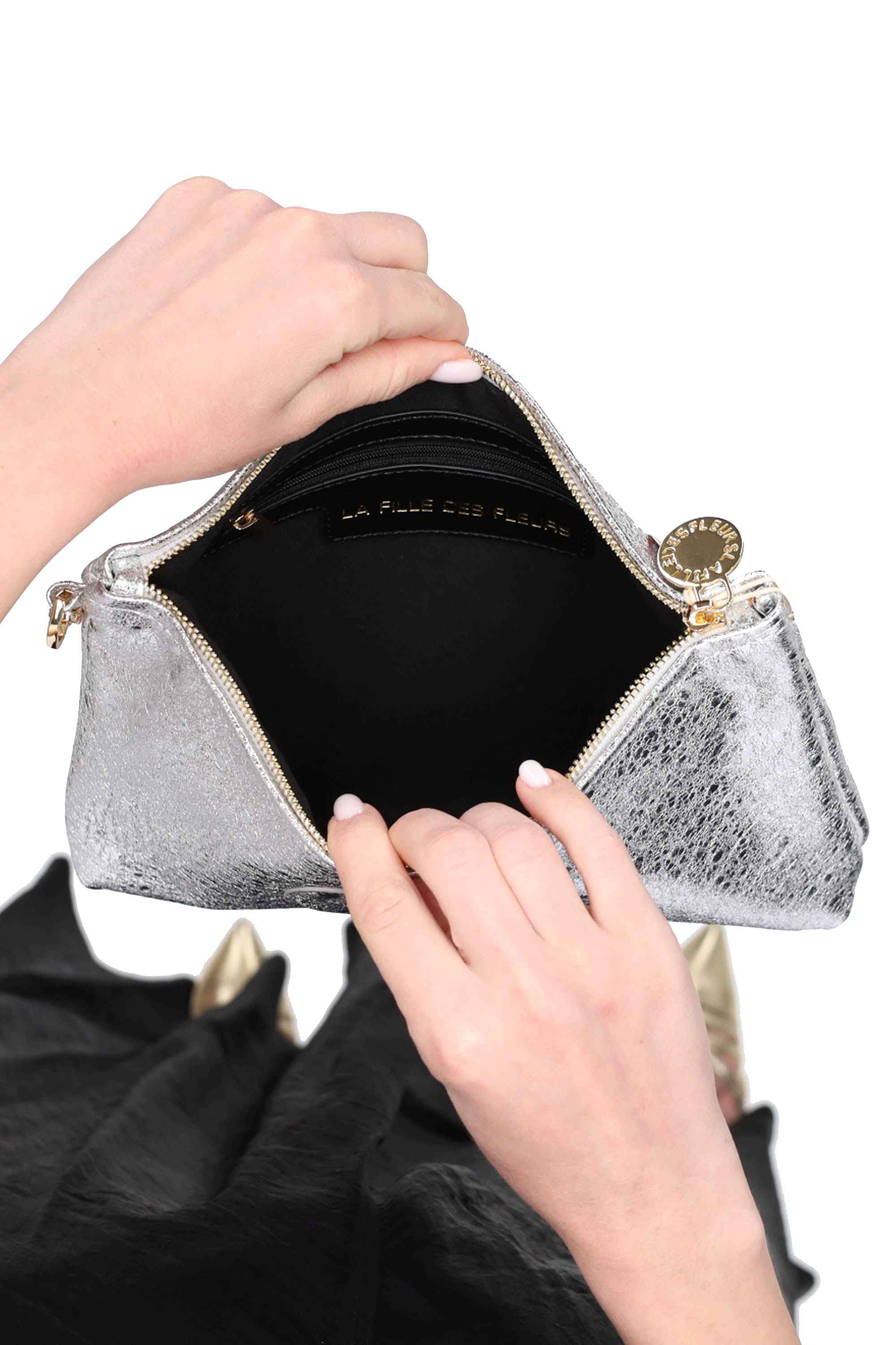 LA FILLE DES FLEURS - D ADACR Borsa