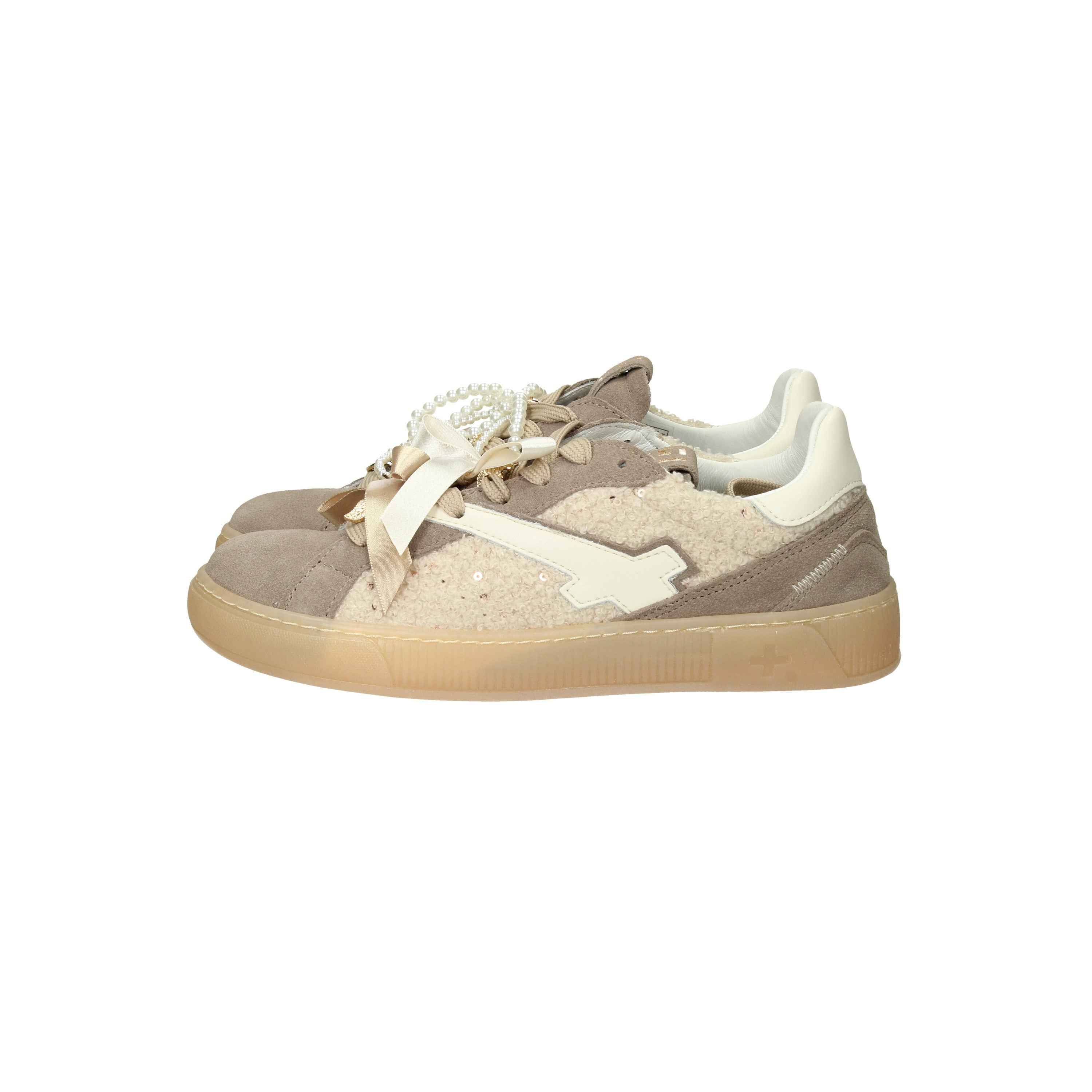 GIO+ - D BLUE30A Sneakers