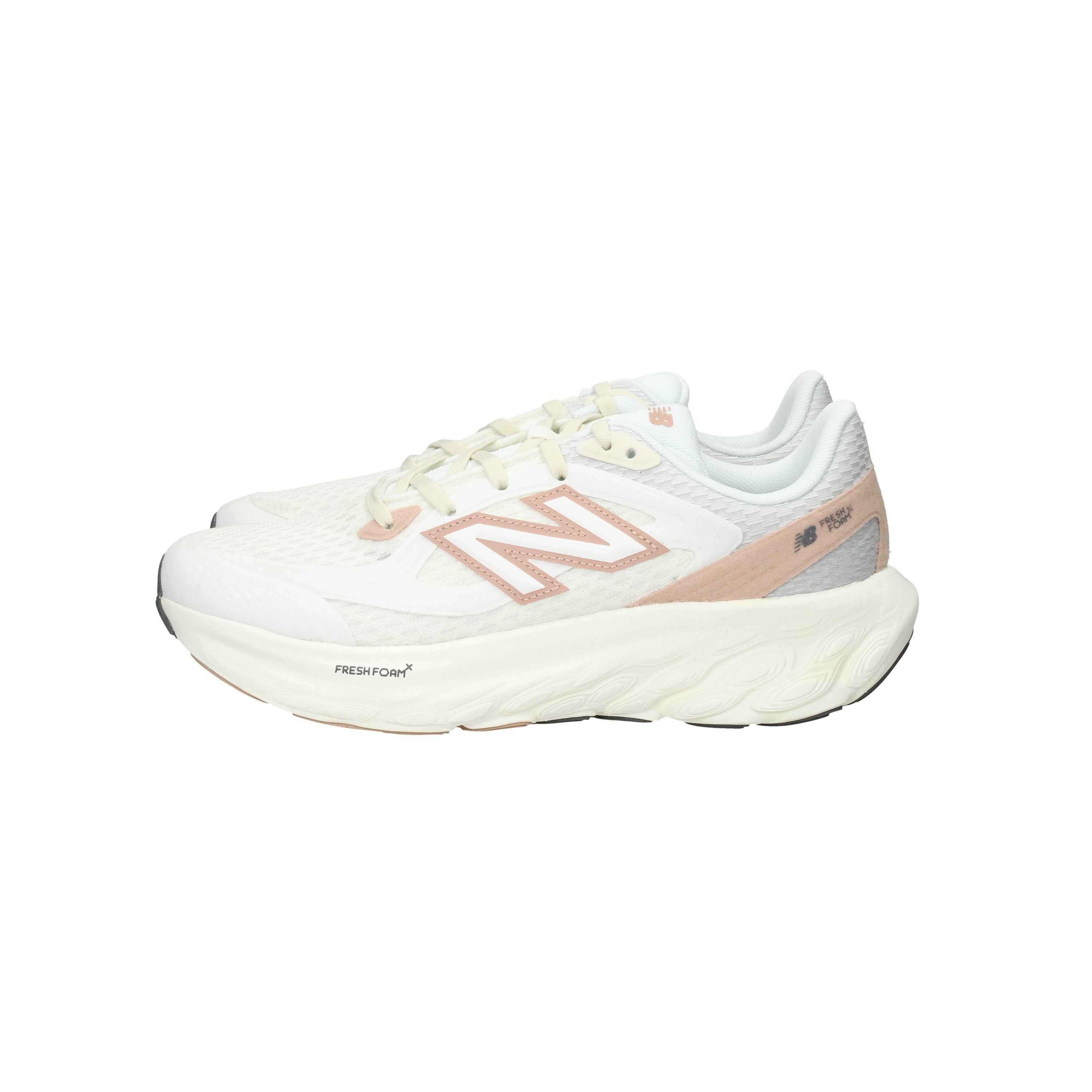 NEW BALANCE  - UTRNAE Sneakers