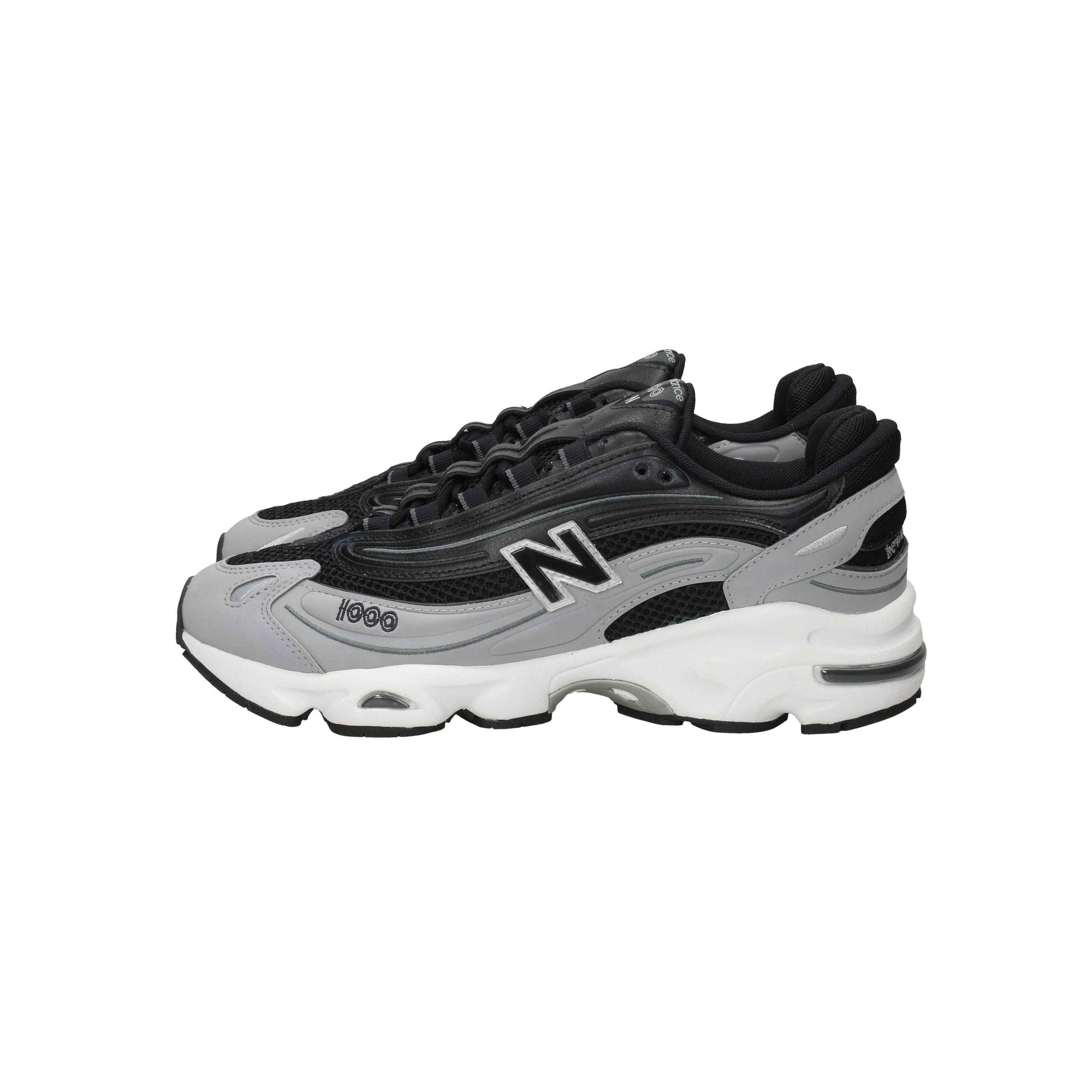 NEW BALANCE  - U M 1000 A Sneakers