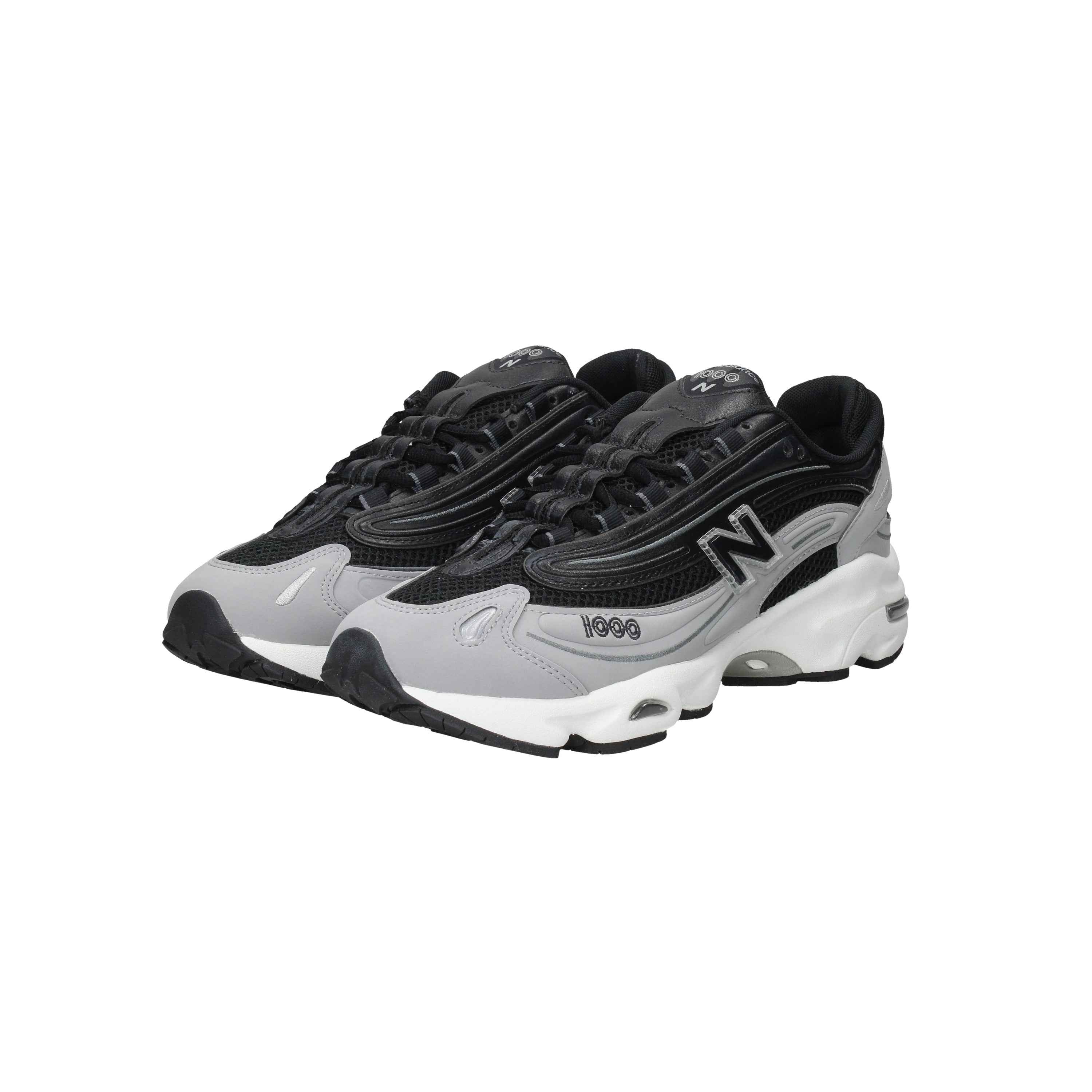 NEW BALANCE  - U M 1000 A Sneakers