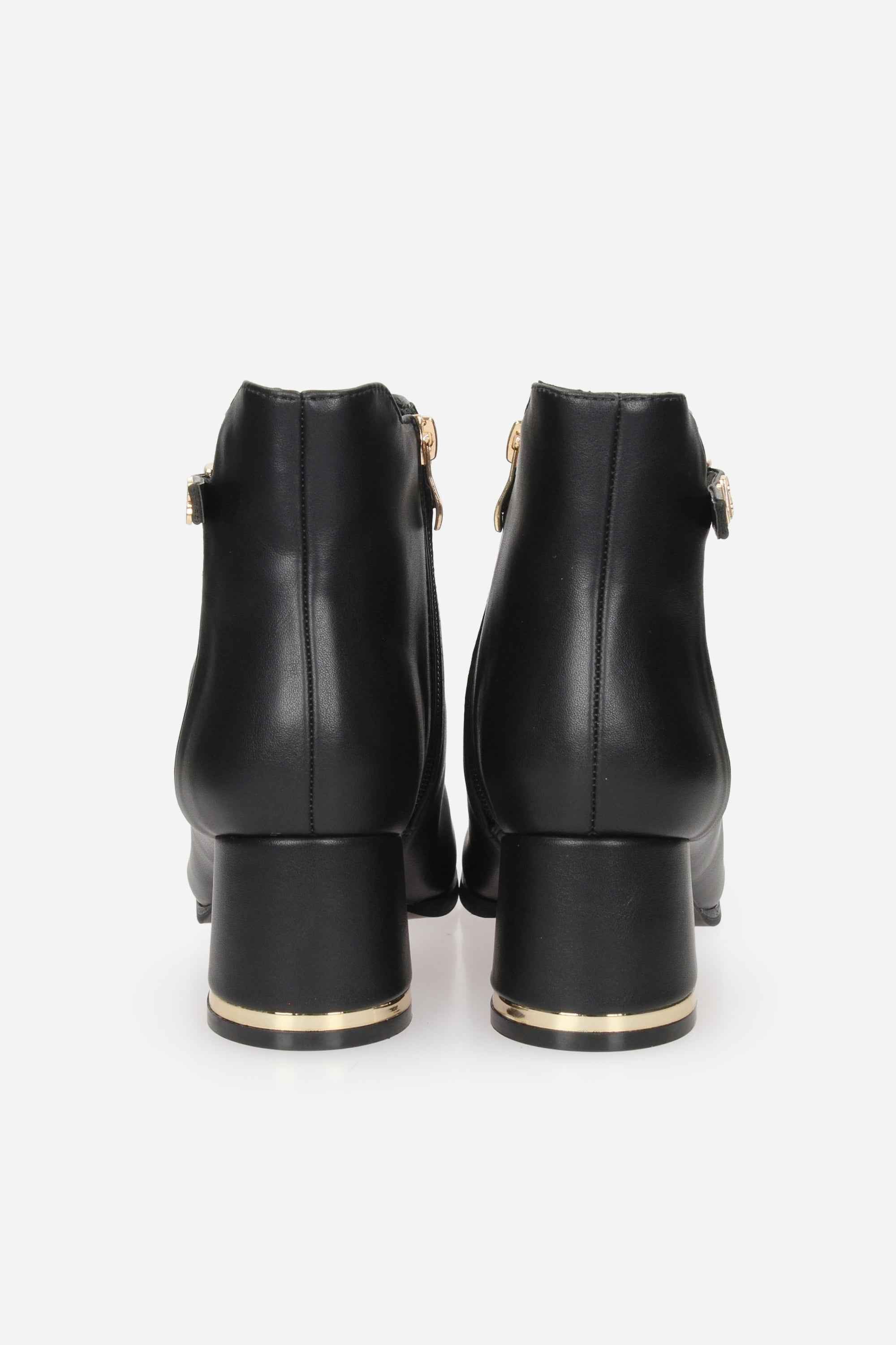 MARIELLA BURANI - D 51813 Tronchetto