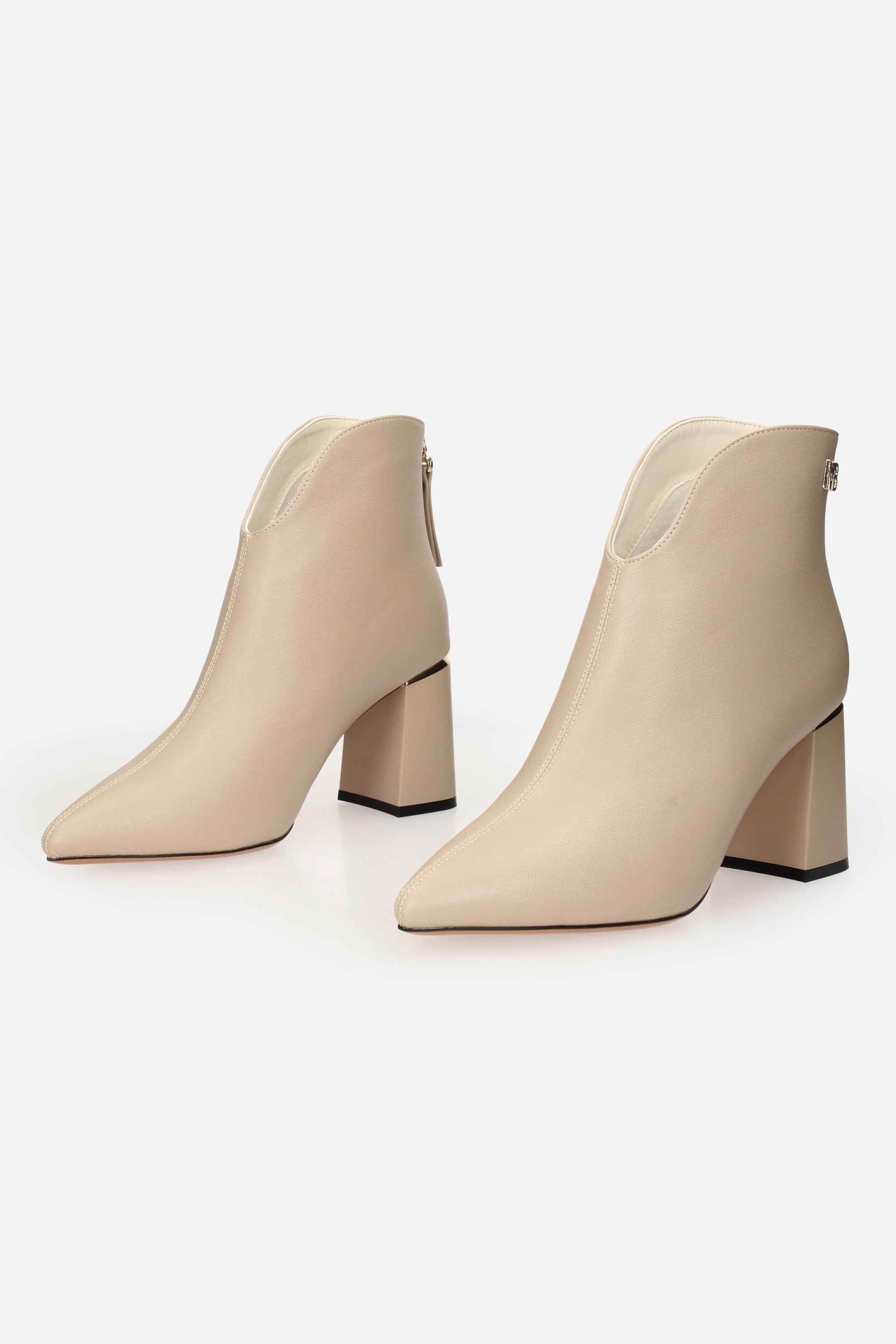 MARIELLA BURANI - D 51690 Tronchetto