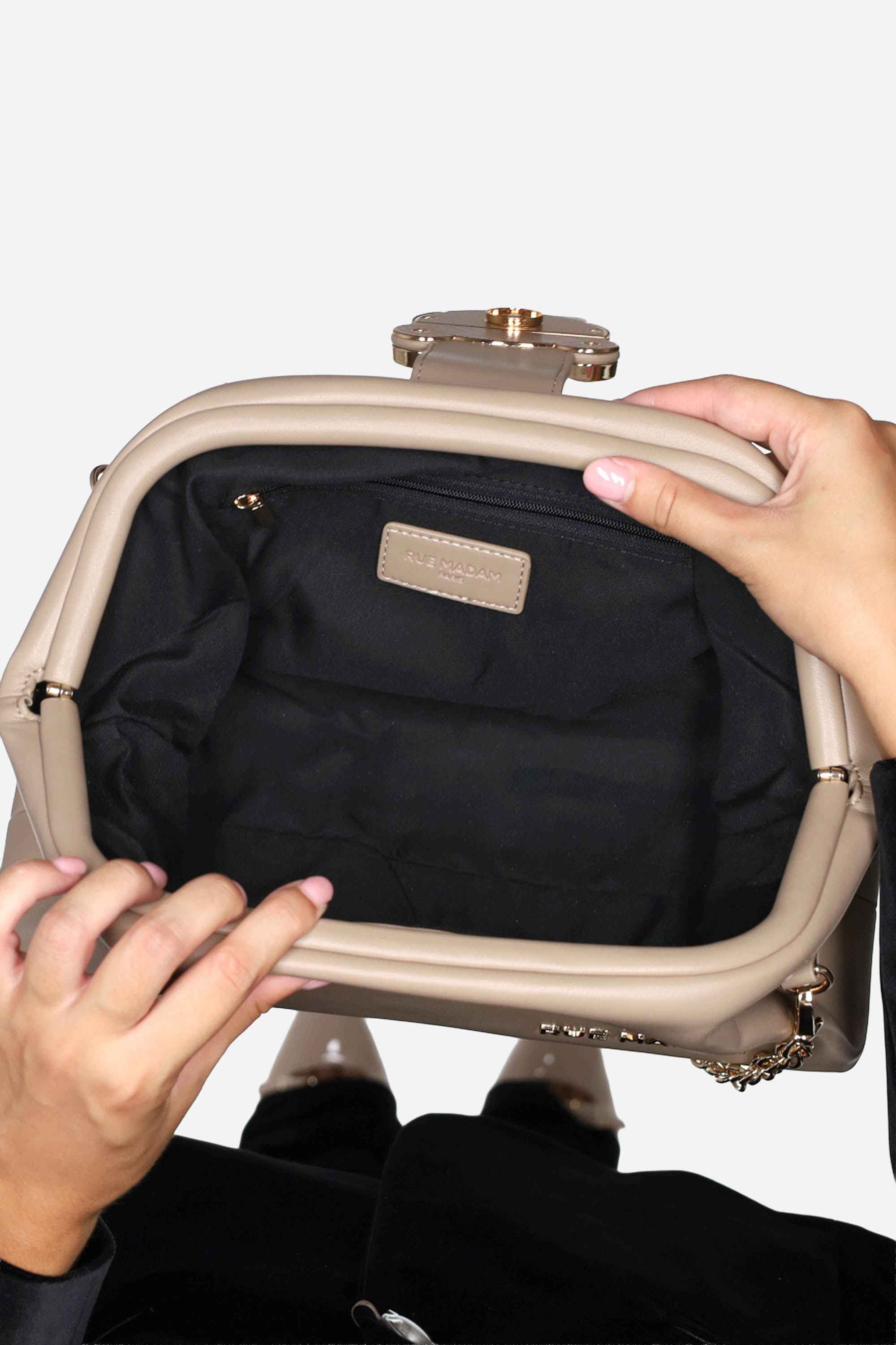 RUE MADAM PARIS - D 1487 Borsa