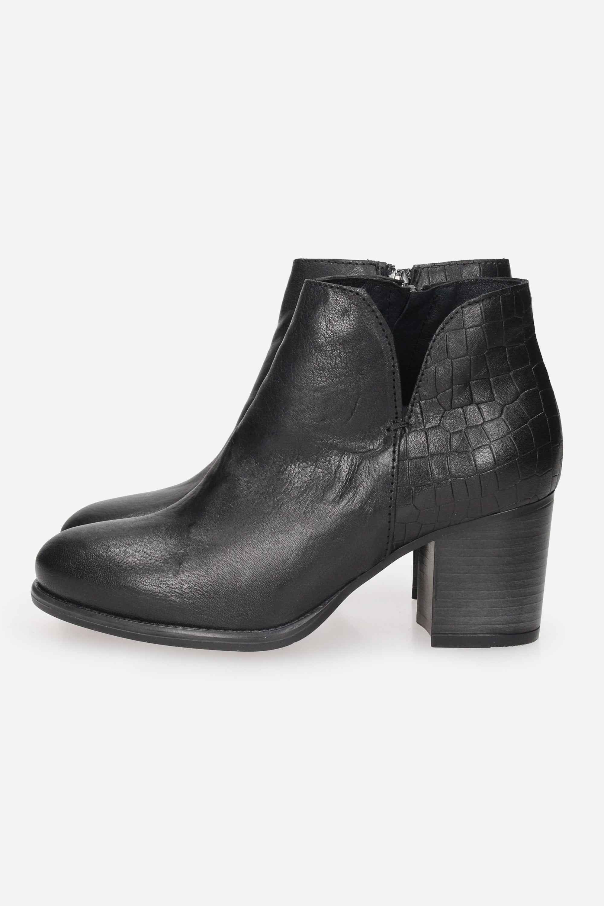 IGI & CO - D 8699000 Tronchetto