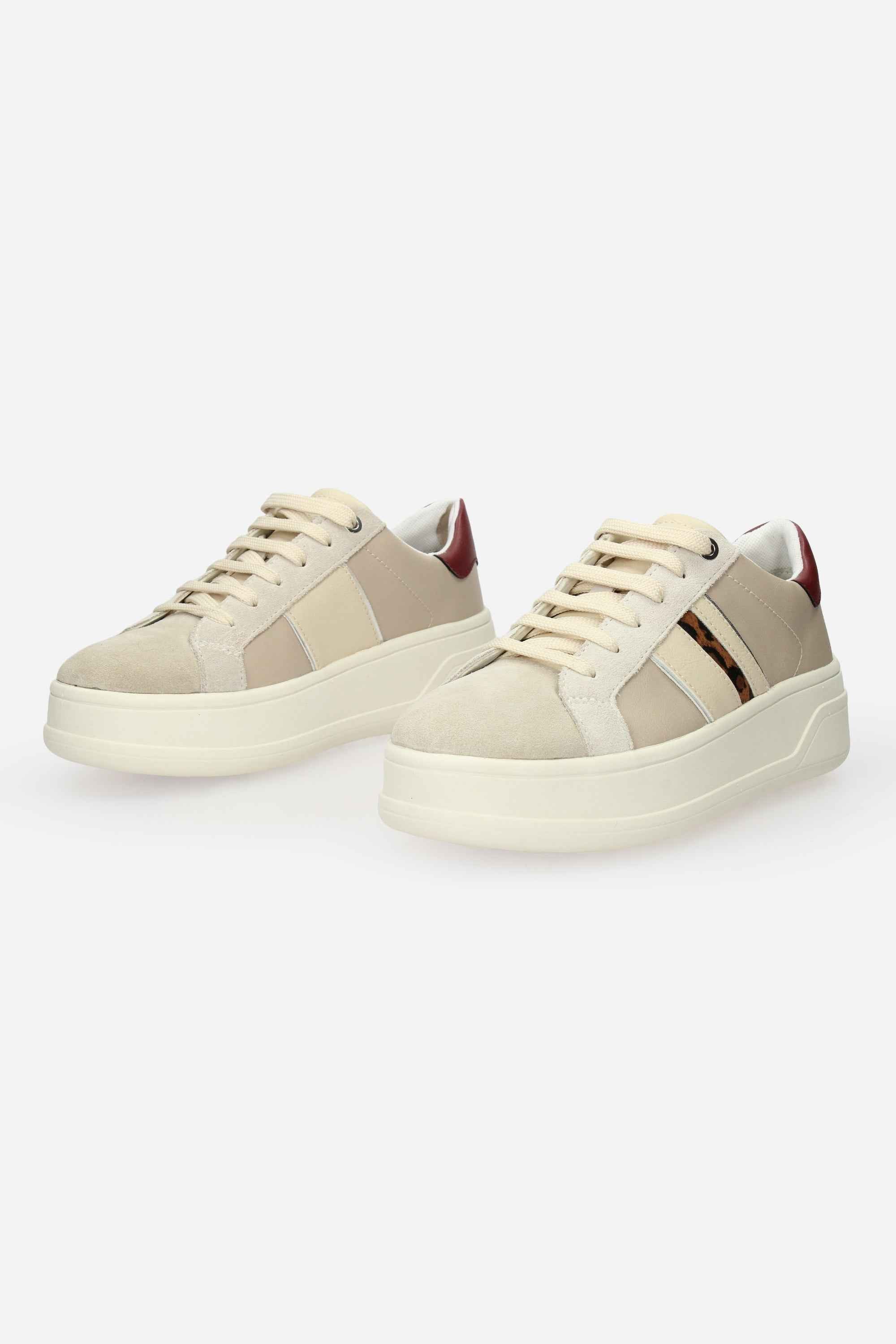 GEOX - D D56WVC000BC Sneakers