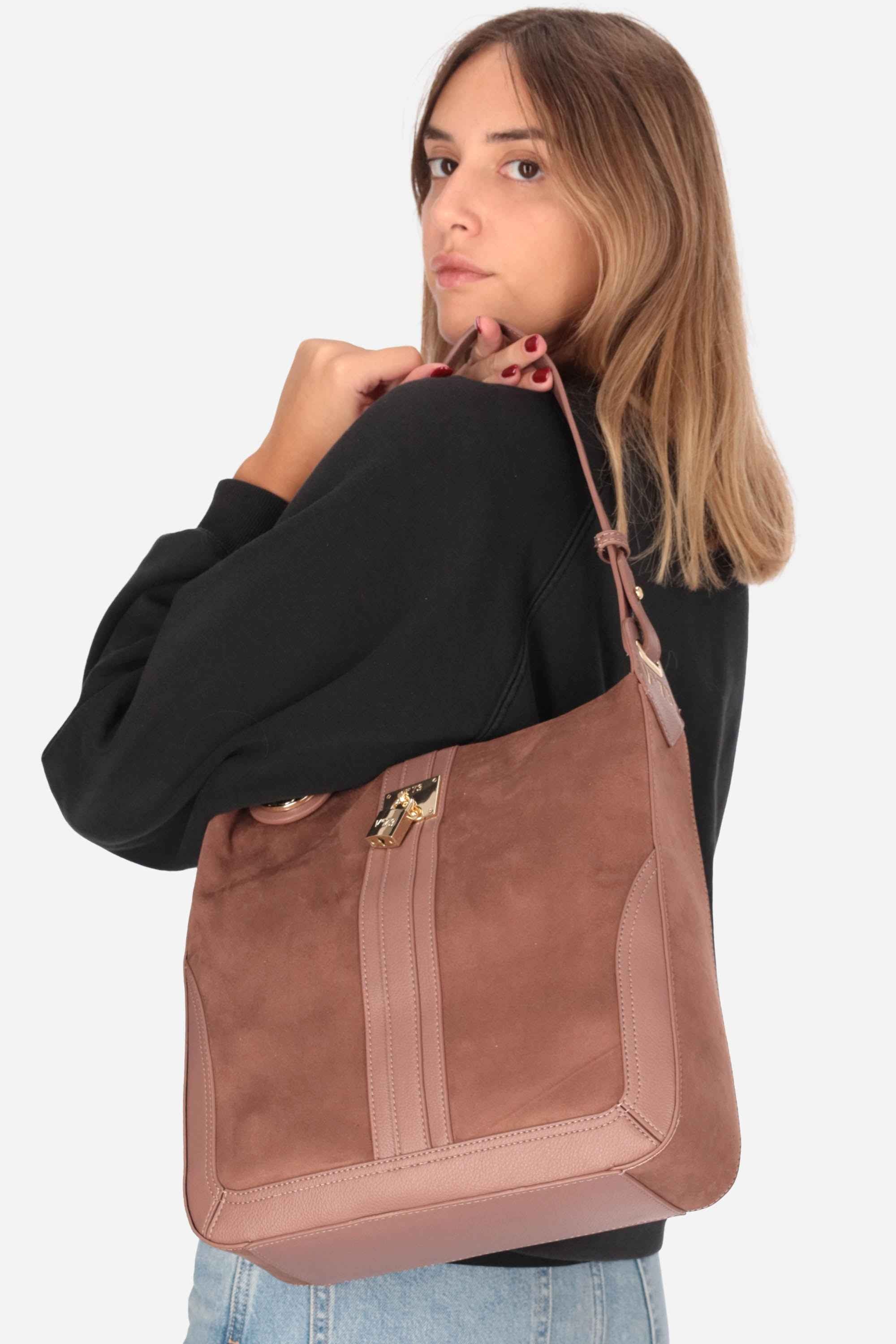 V°73 - D 73BS9AR06 Borsa