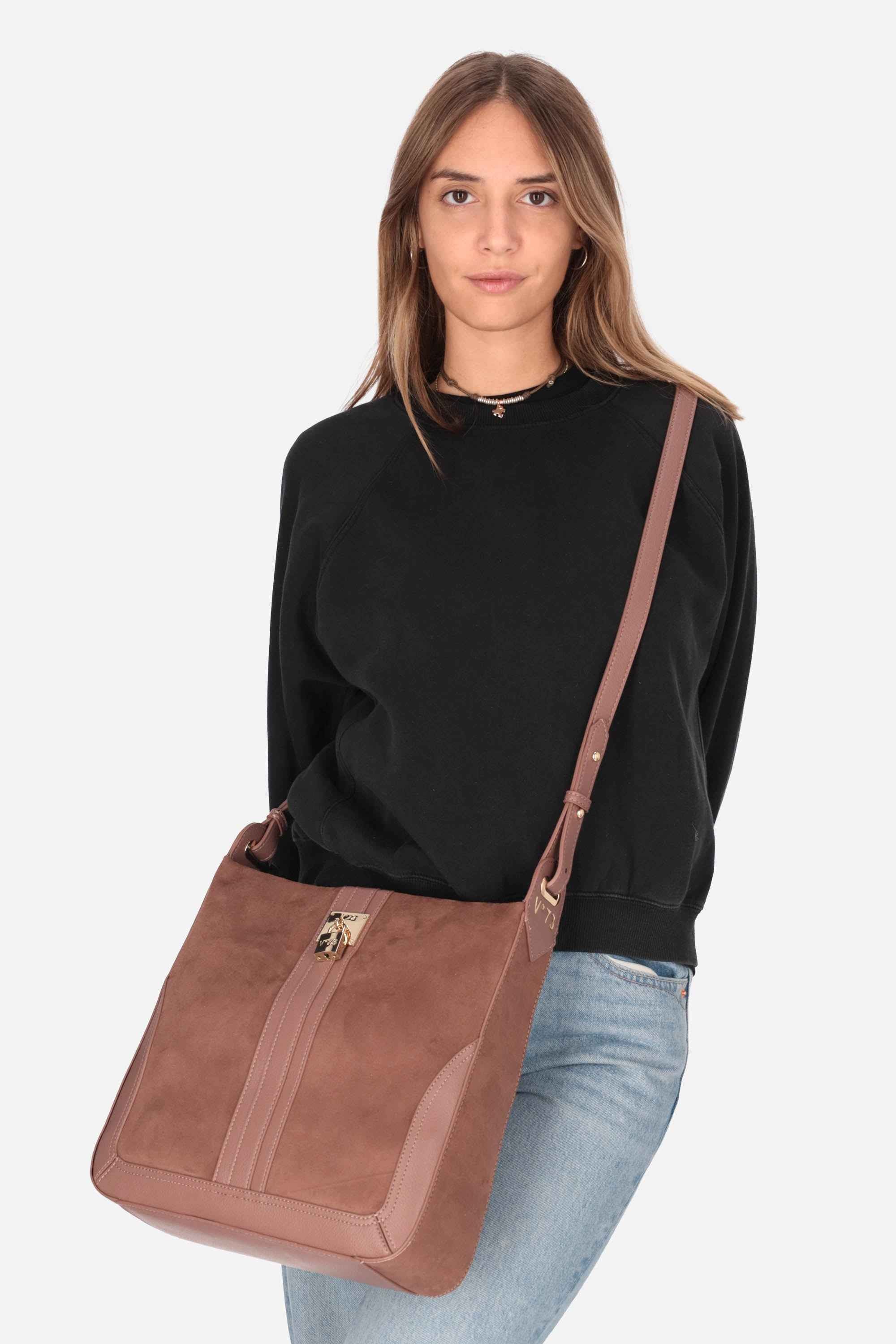 V°73 - D 73BS9AR06 Borsa