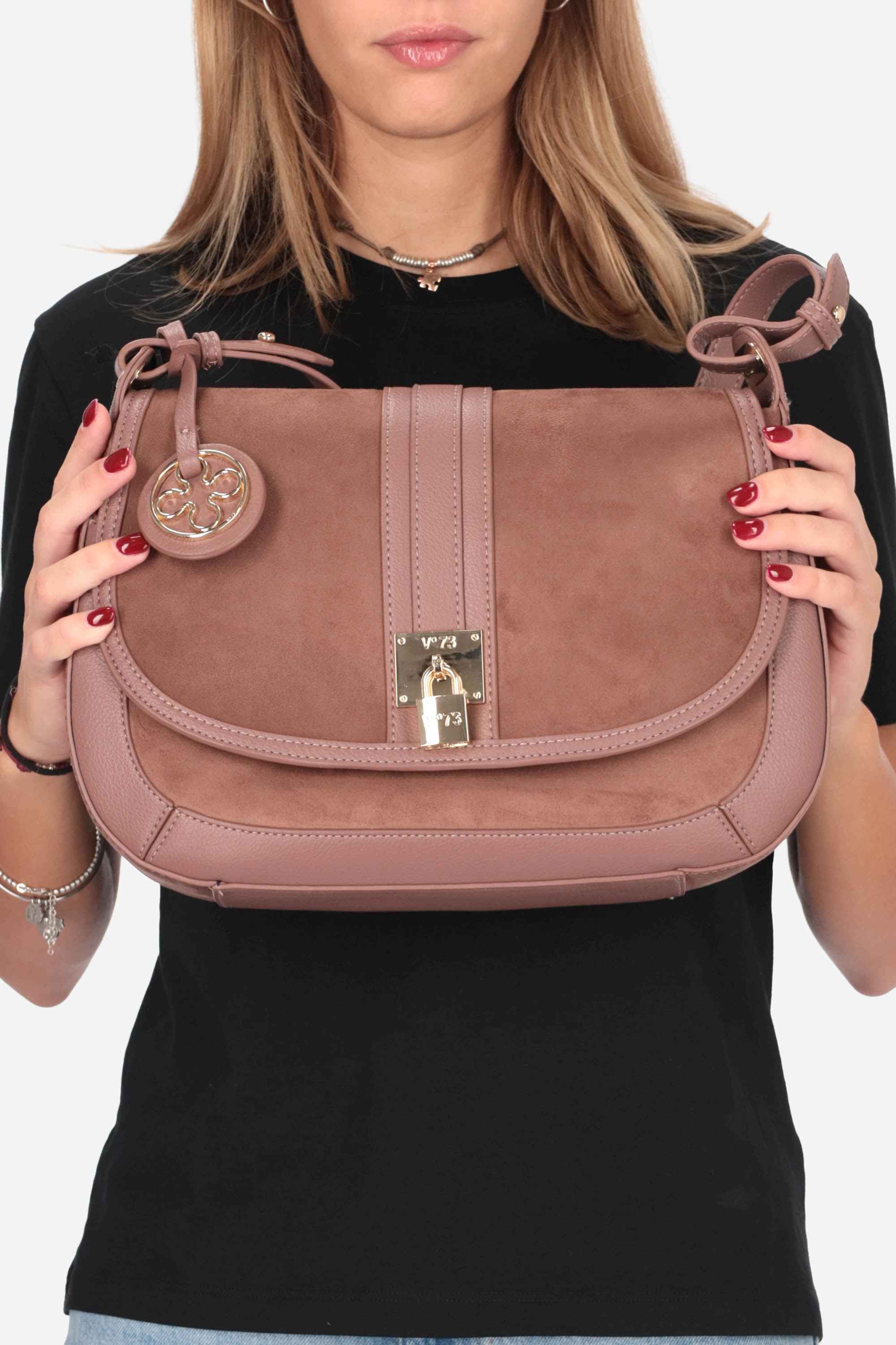 V°73 - D 73BS9AR01 Borsa