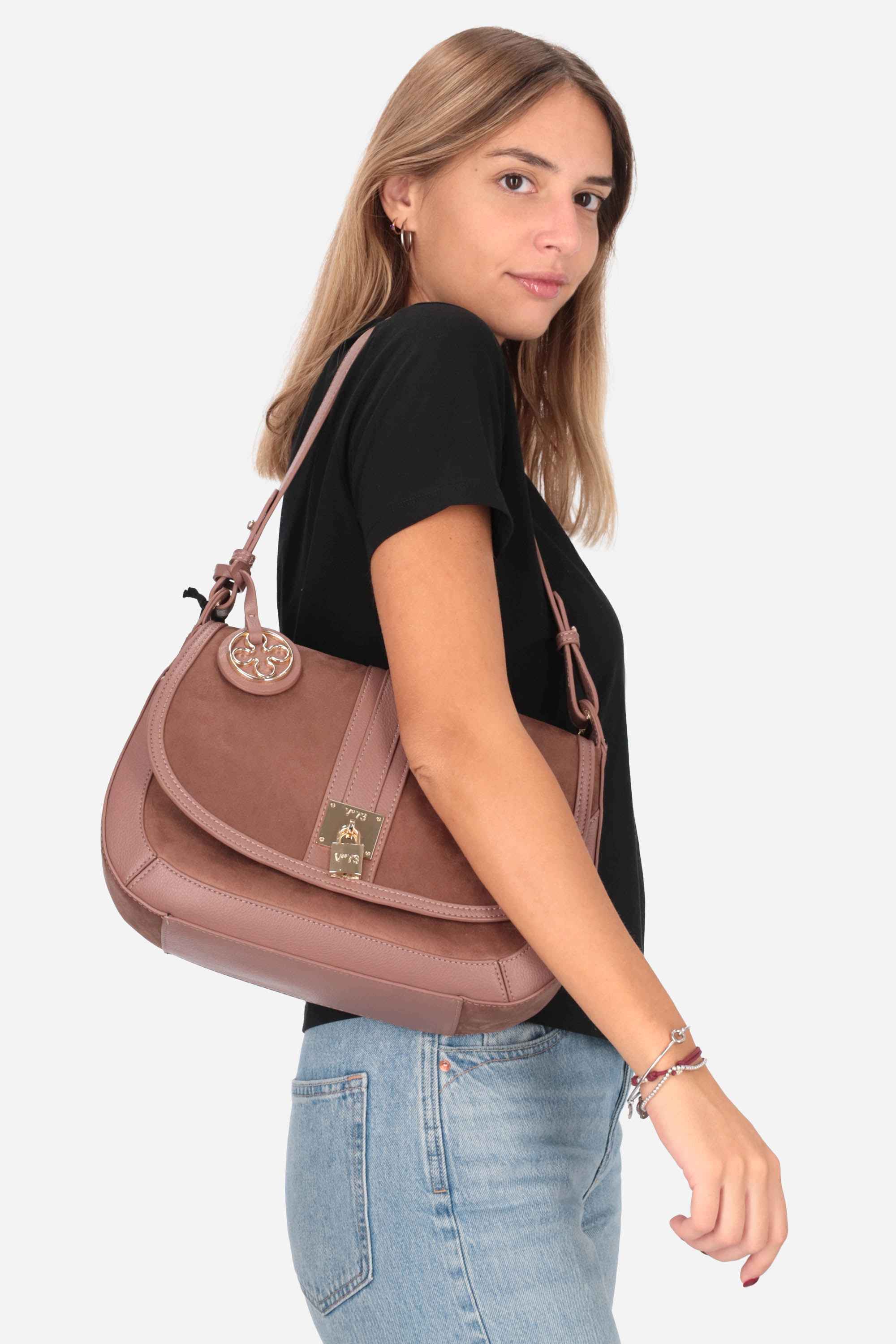 V°73 - D 73BS9AR01 Borsa